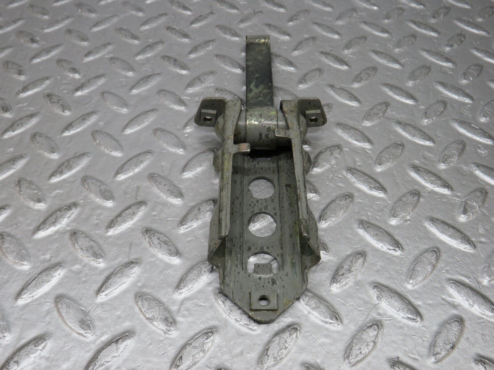 37739 Mercedes-Benz A124 320E Cabriolet Door Safety Check Strap