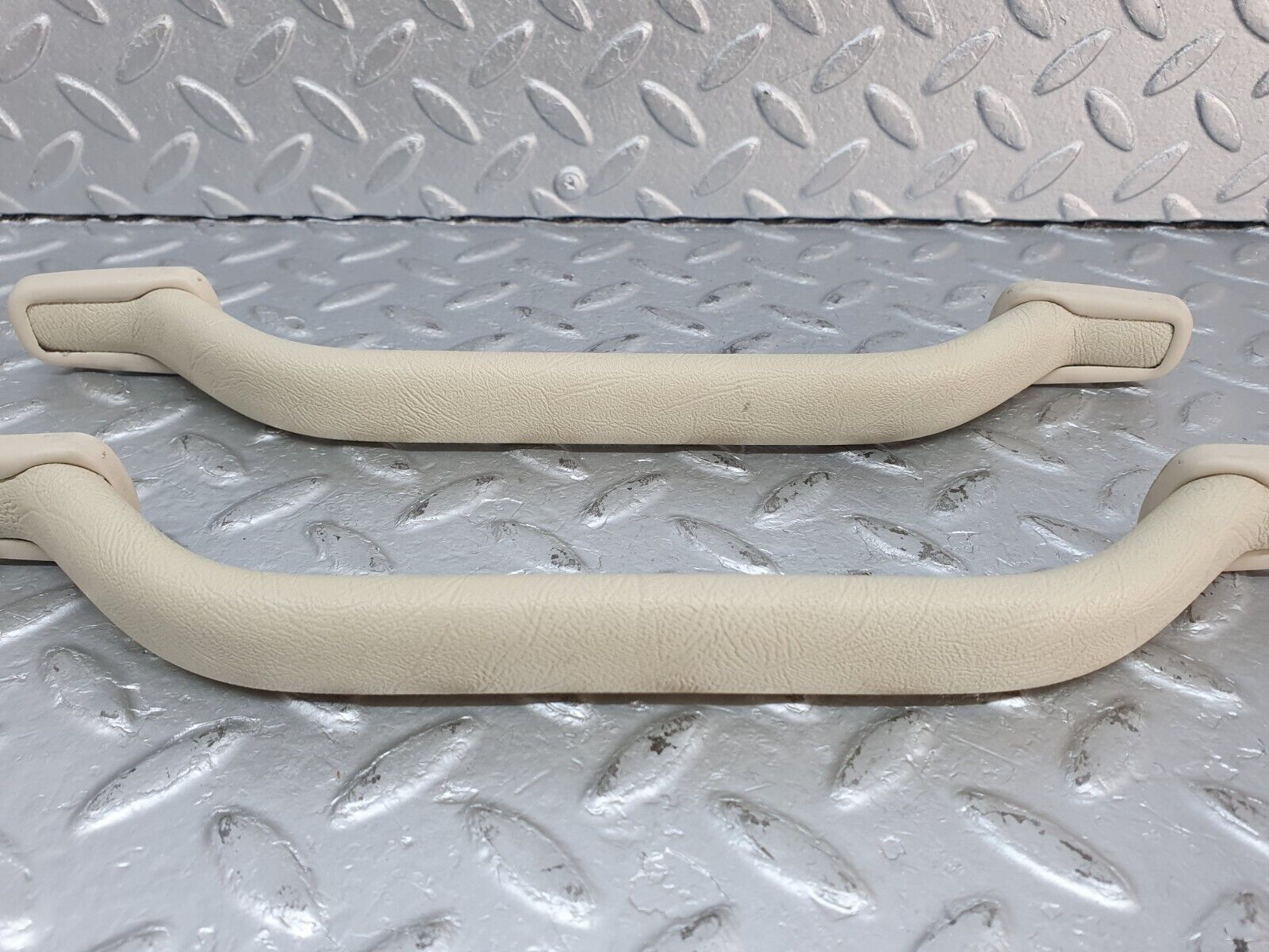 41061 Mercedes-Benz W126 300SE Interior Roof Grab Handle Set