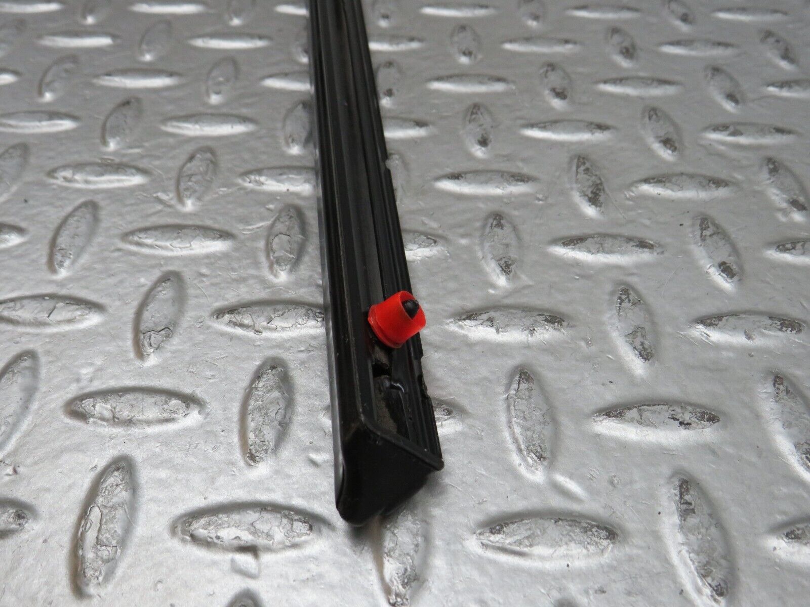 28237 Mercedes-Benz S123 240D Wagon Front Right Door Centre Moulding Trim