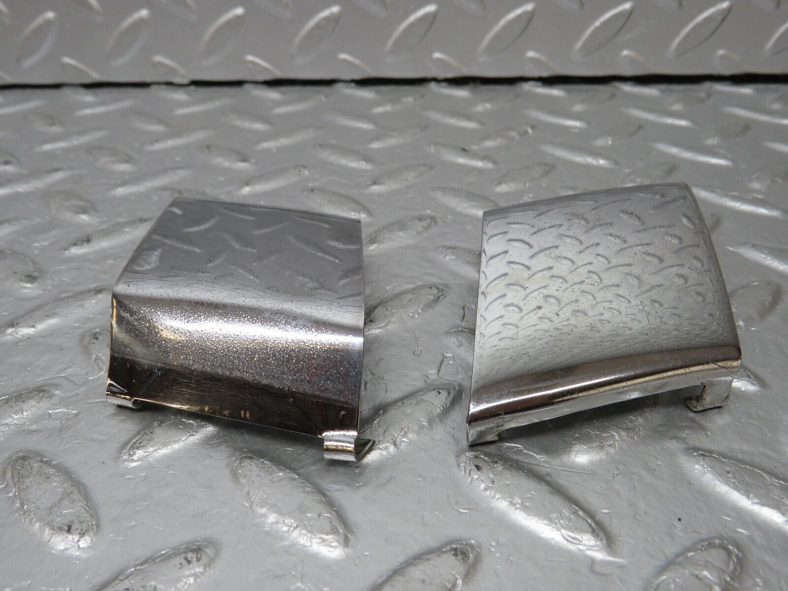 34429 Mercedes-Benz C126 380SEC Coupe Front Bumper Cover Chrome Pair