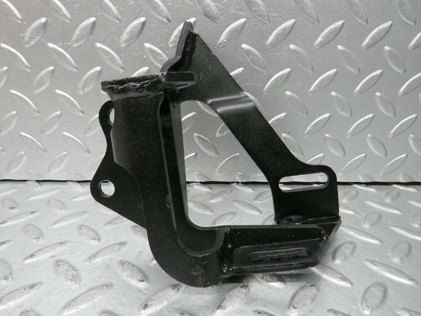 23551 Mercedes-Benz W114 280E Power Steering Pump Bracket