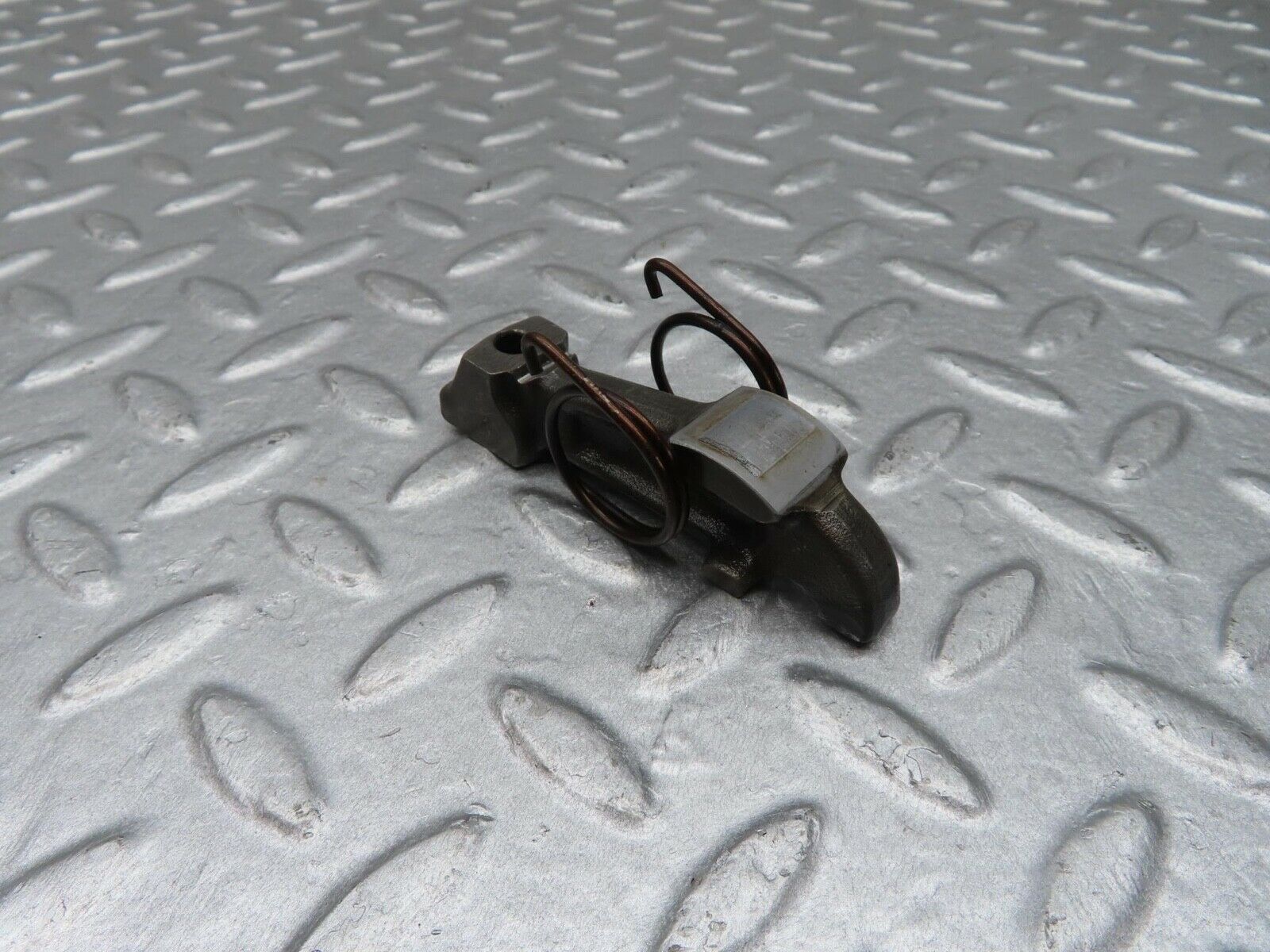 12864 Mercedes-Benz W111 220SE Valve Rocker Arm With Retaining Spring