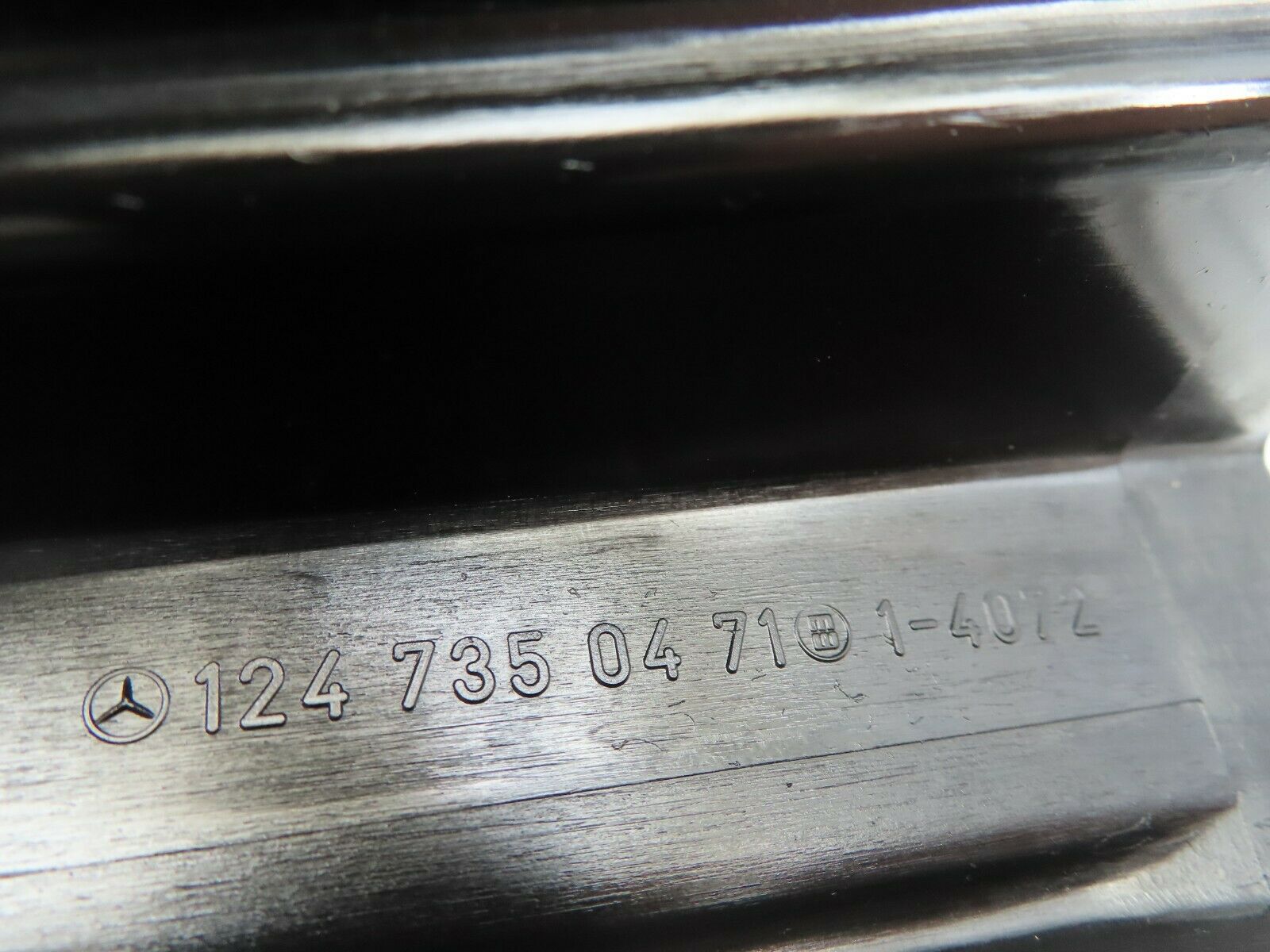 6610 Mercedes-Benz S124 E220 Wagon Rear Left Inner Window Frame Cover