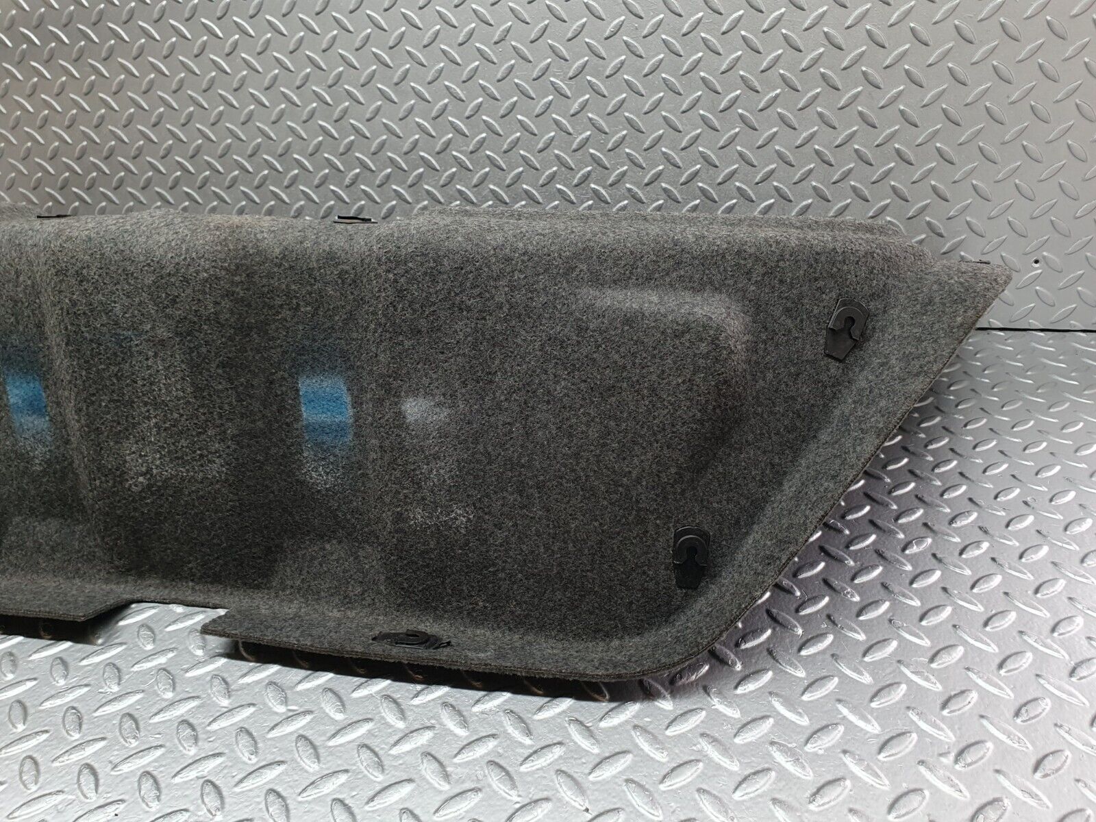 41566 Mercedes-Benz W124 200E Boot Lid Inner Cover