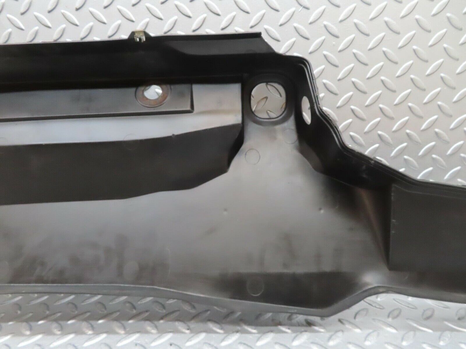 15026 Mercedes-Benz W140 S320 Engine Bay Water Tank Cover 1408300767