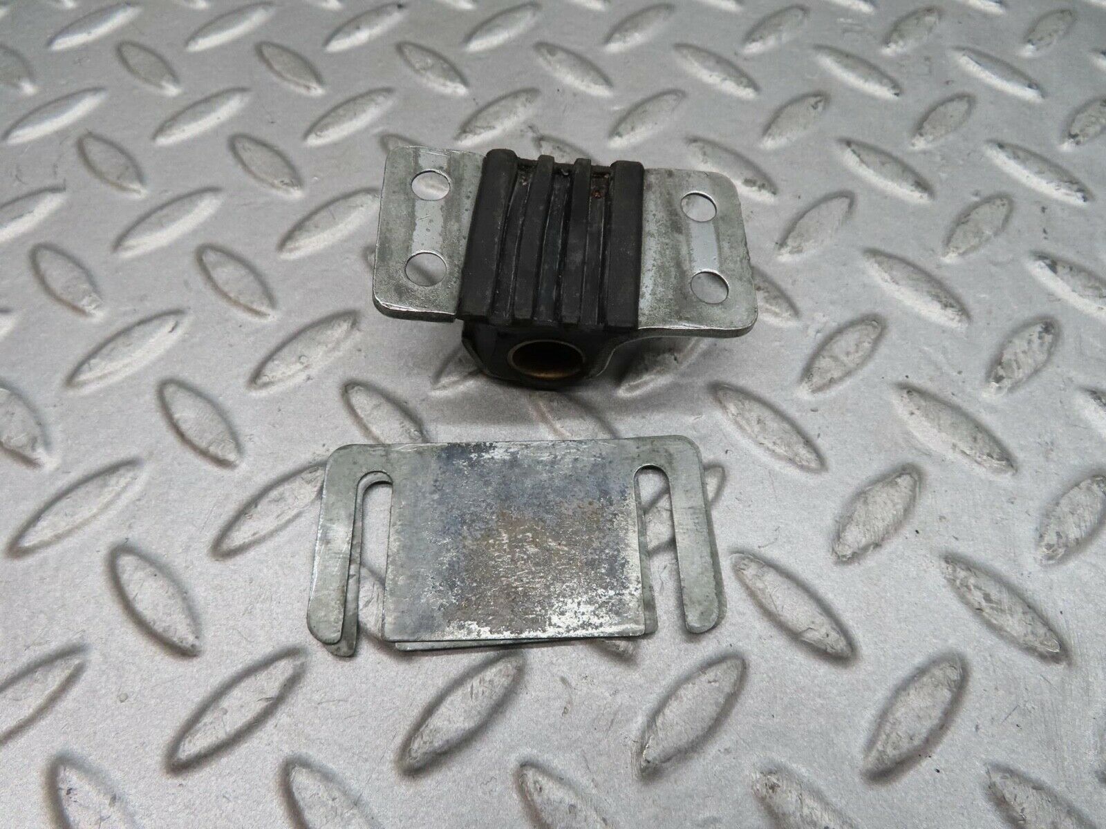 12459 Mercedes-Benz W108 280SE 3.5 Door Lock Latch Right Side