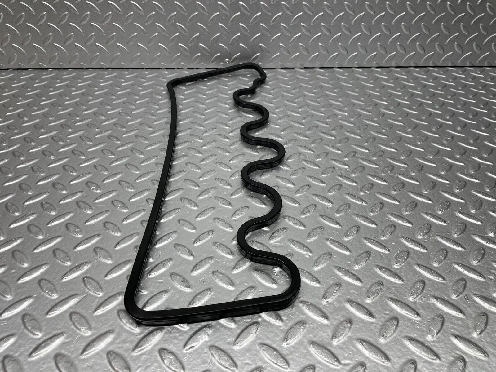 31337 Mercedes-Benz W123 200D Engine Rocker Cover Gasket 6150160080