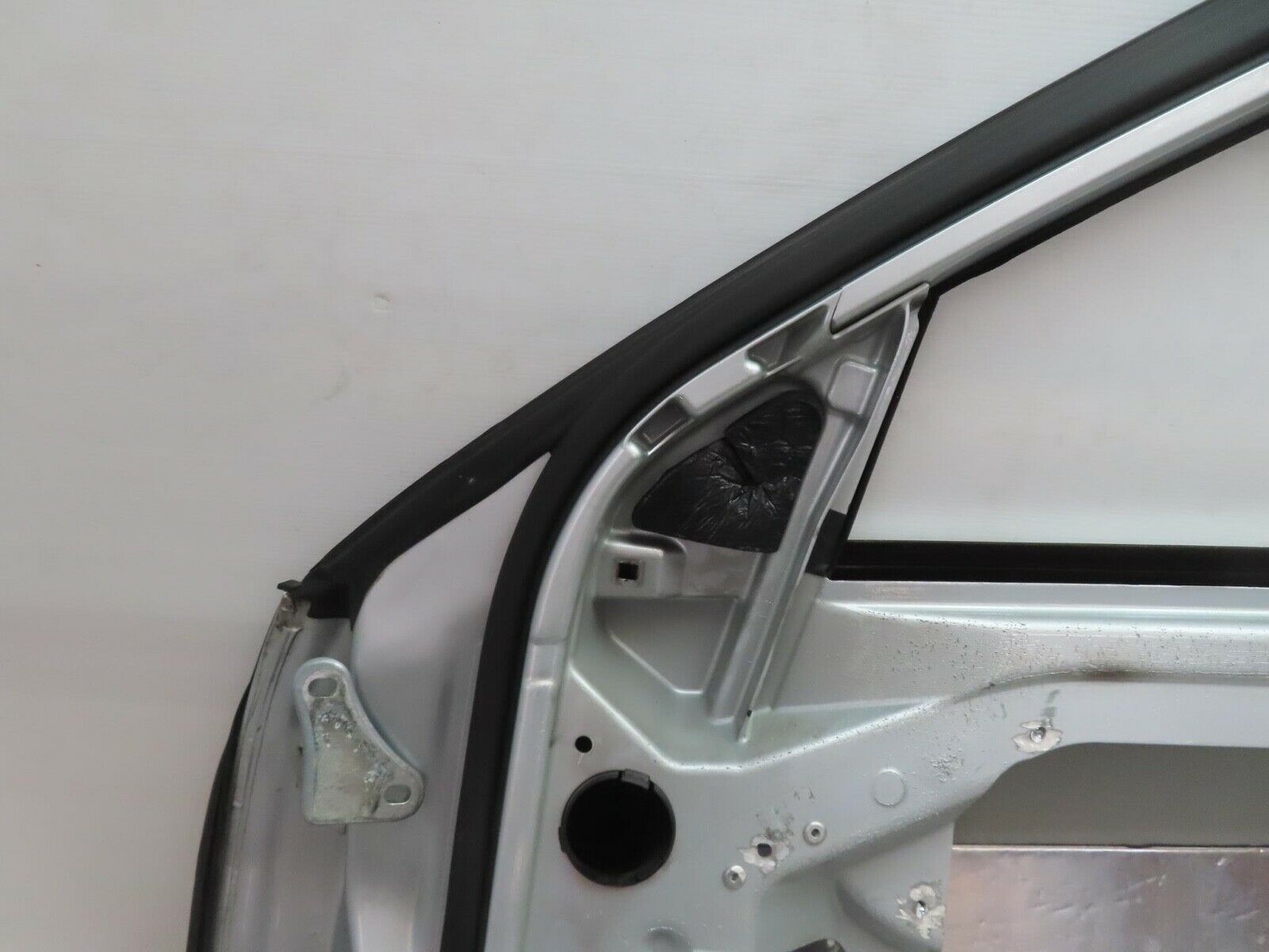 11244 Mercedes-Benz W221 S320 Front Right Door