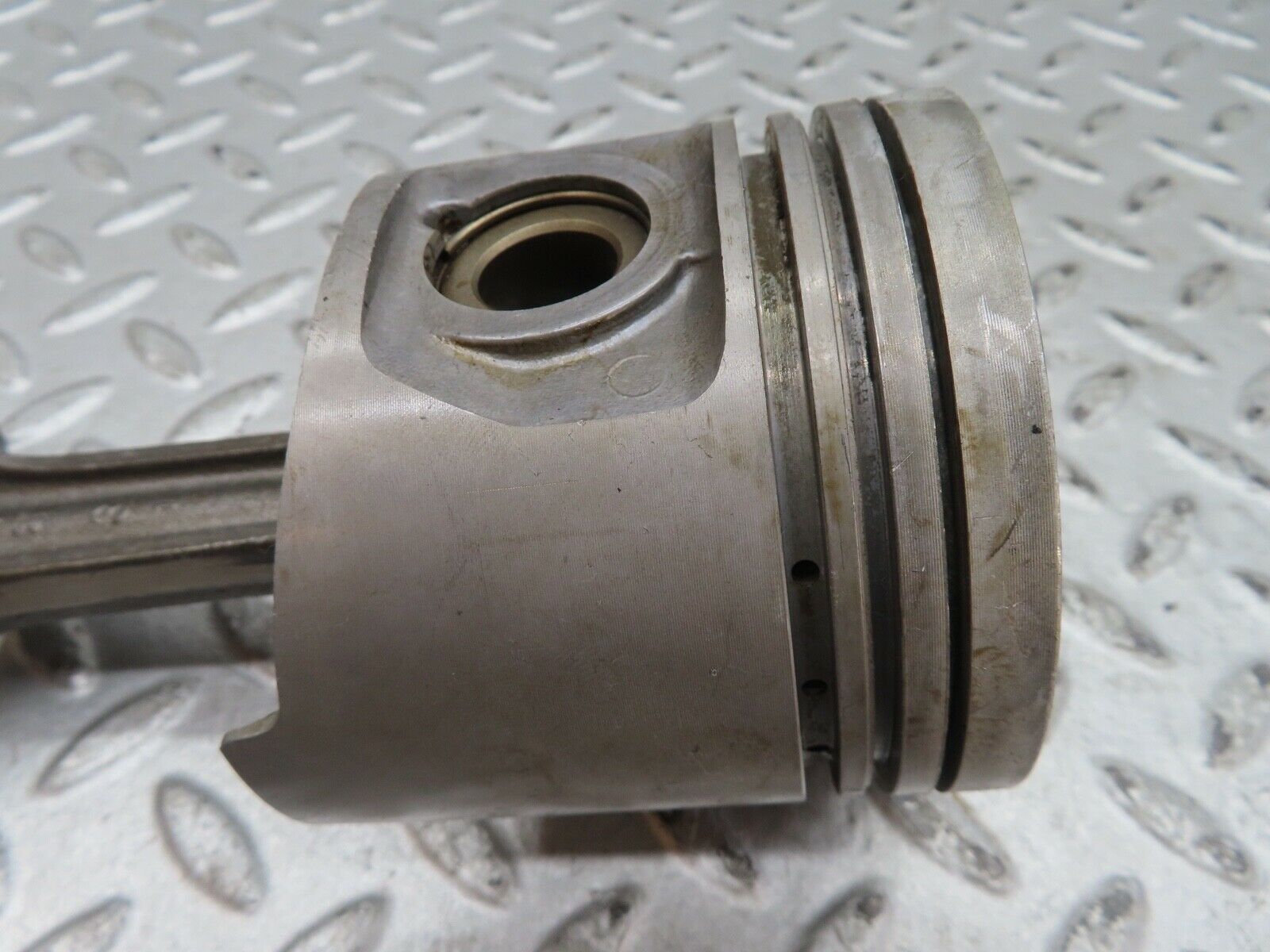 17858 Mercedes-Benz W116 450SEL Piston With Connecting Rod 91.99 mm