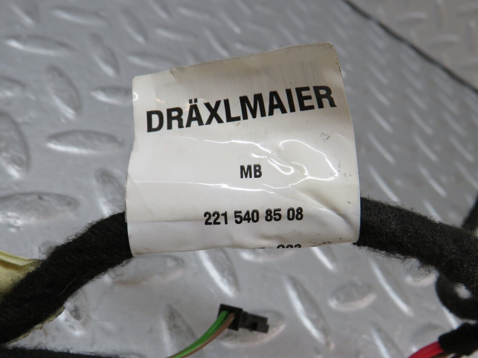 35248 Mercedes-Benz W221 Rear Left Door Wire Harness 2215408508