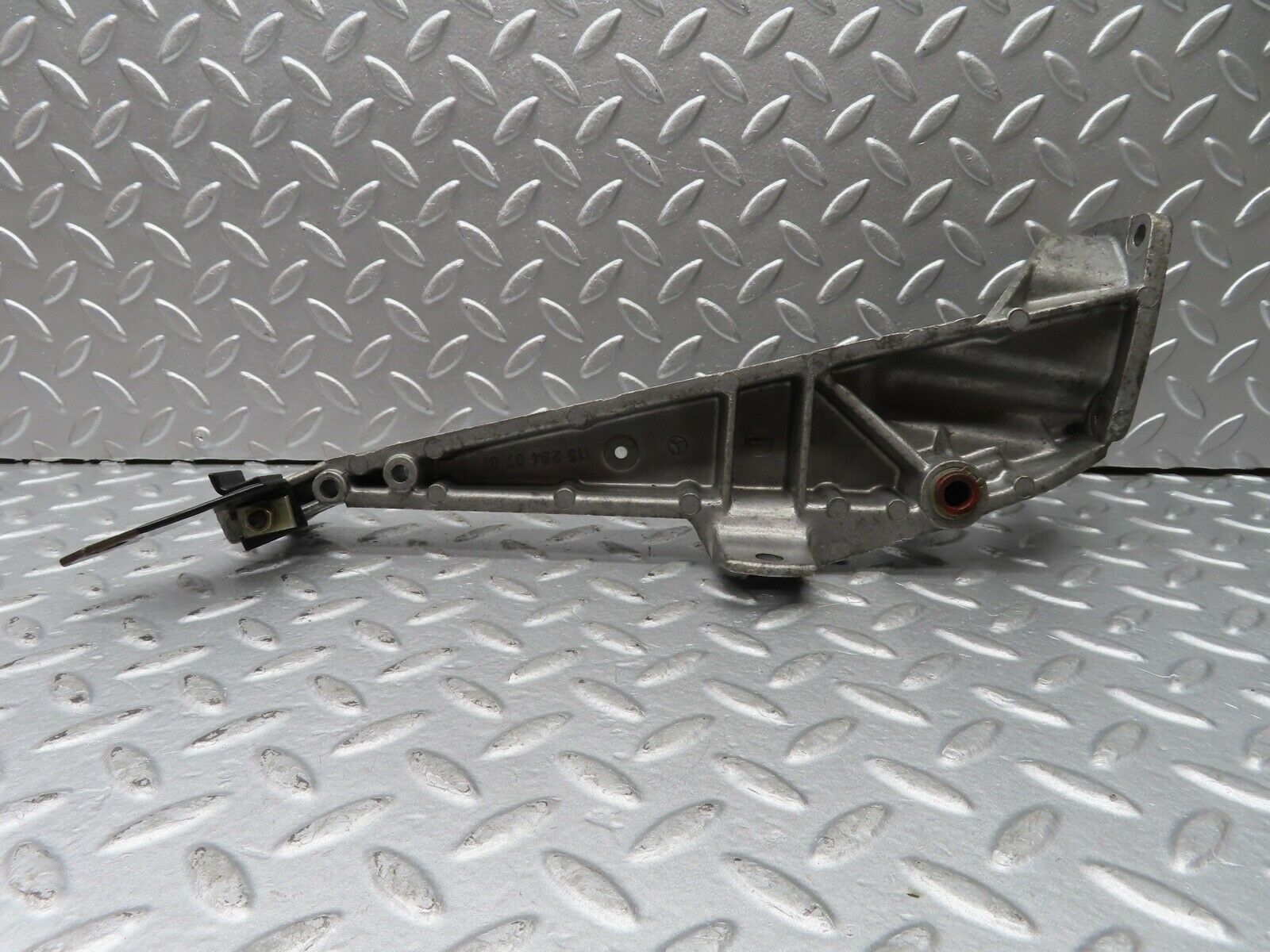 20337 Mercedes-Benz W114 280CE Coupe Brake Pedal Bracket 1152940701