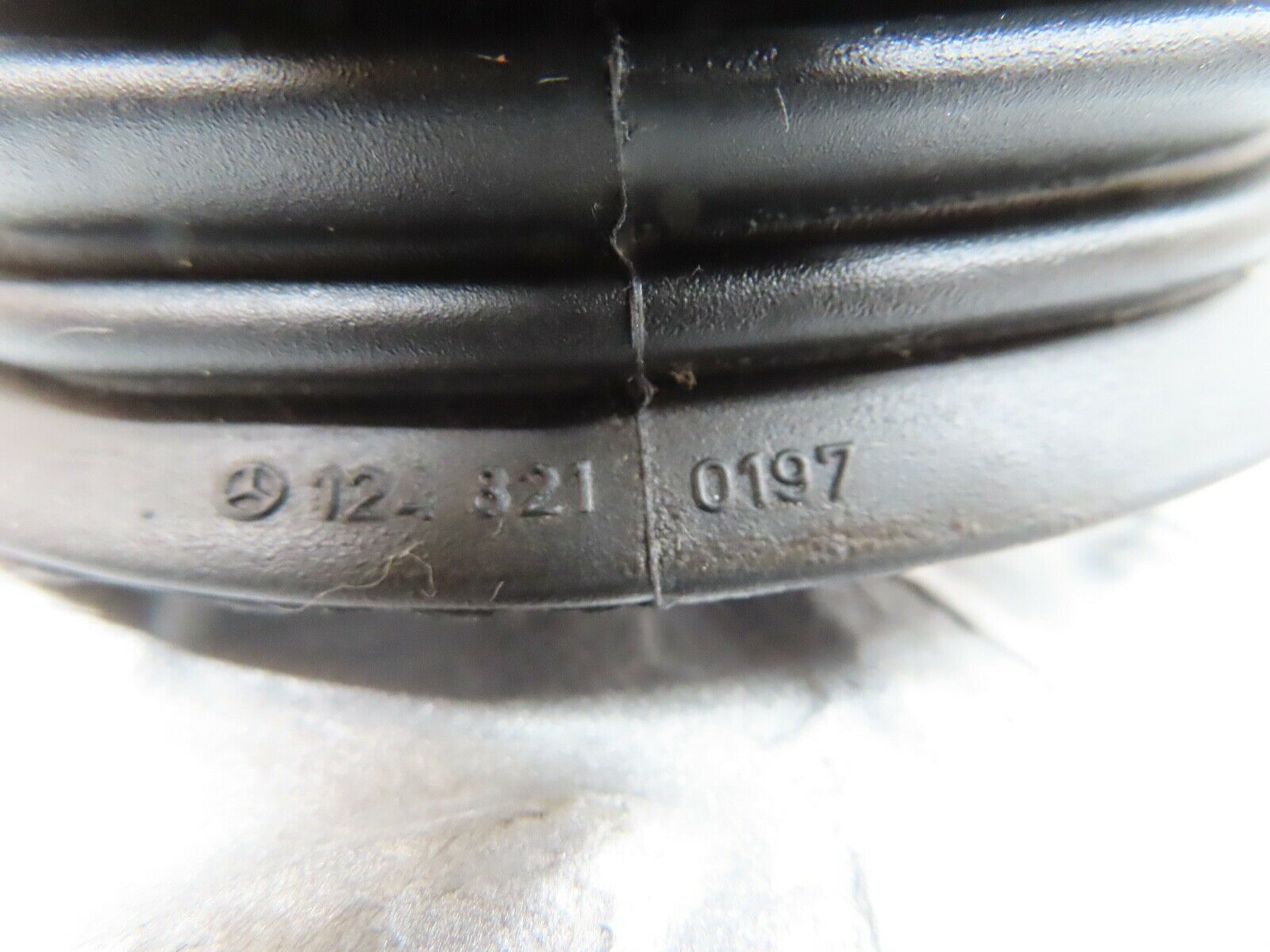 17433 Mercedes-Benz R129 300SL Coupe Front Door Wire Protector Rubber