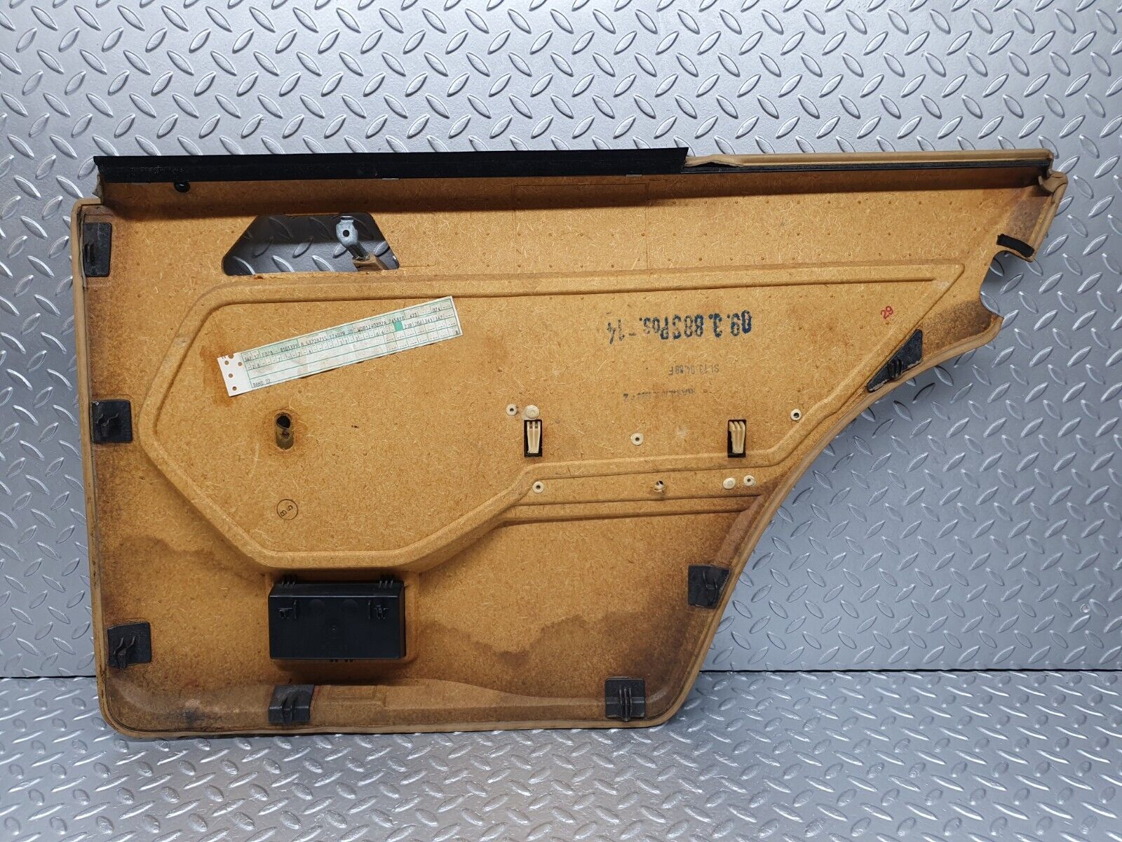 41482 Mercedes-Benz W124 200E Rear Left Door Card Palomino
