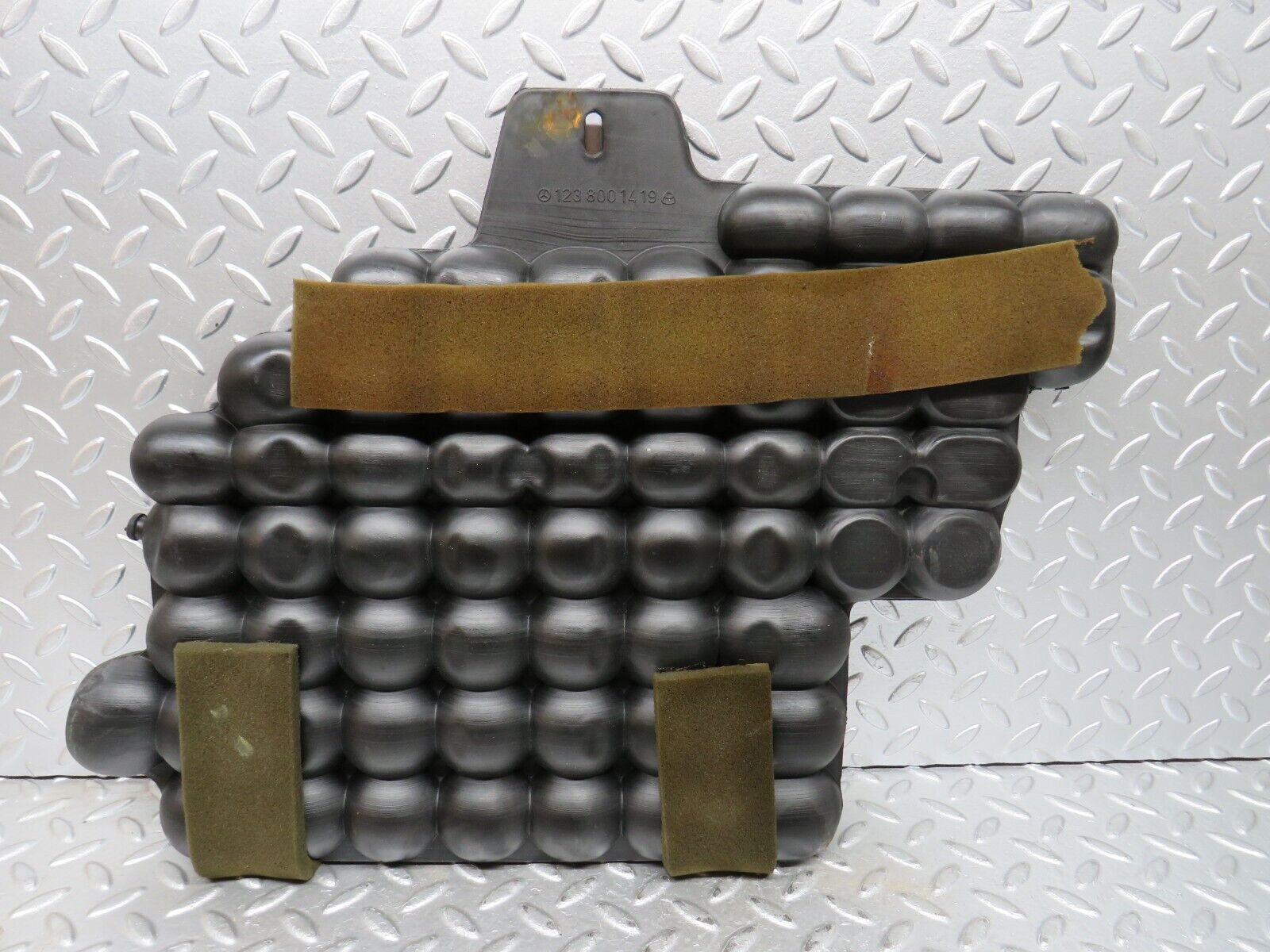 26936 Mercedes-Benz W123 240D Vacuum Reservoir Tank 1238001419