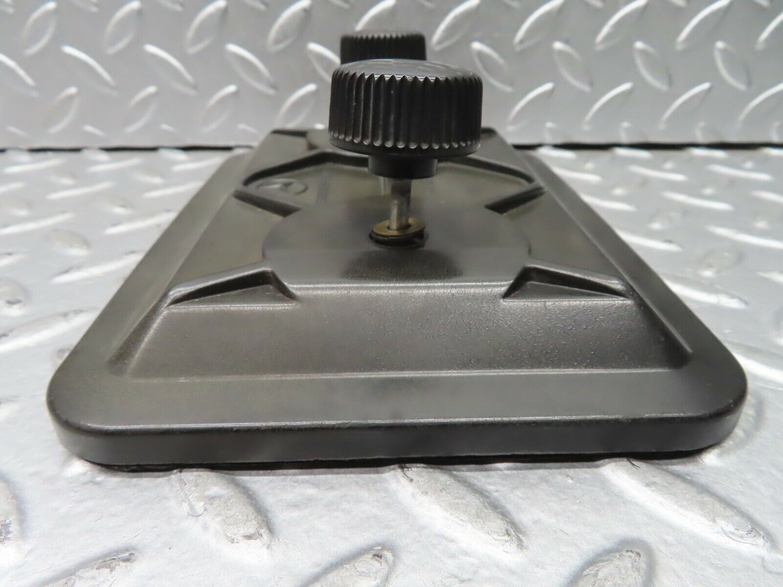 21191 Mercedes-Benz W123 230E Fuse Box Lid 1235400082