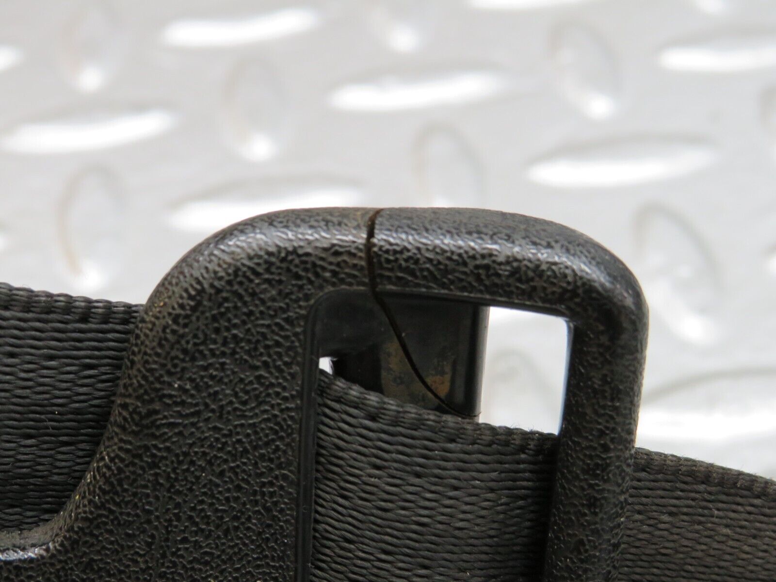 26979 Mercedes-Benz W123 240D Front Right Seat Belt 1238604886