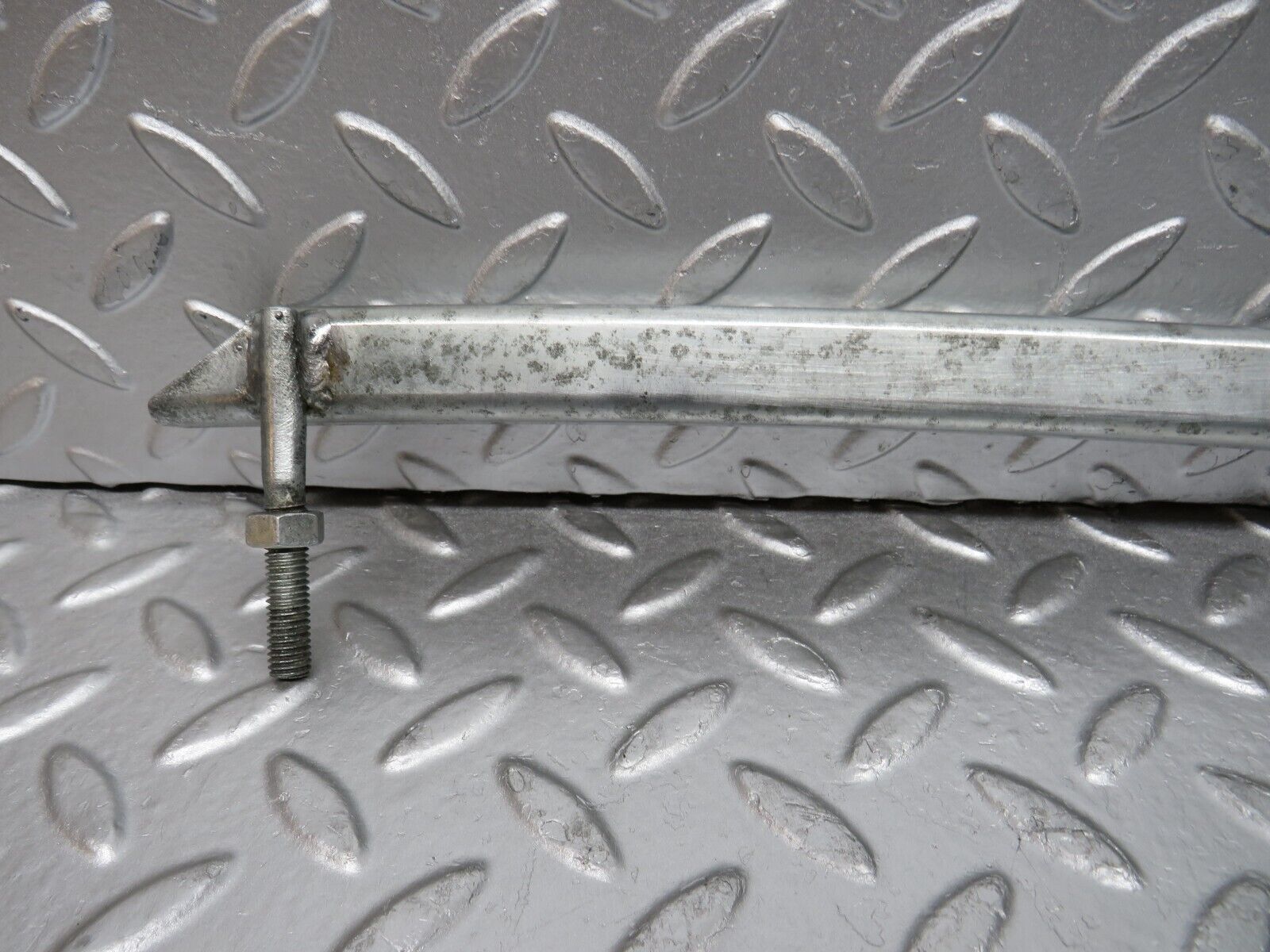 0701 Mercedes-Benz C107 350SLC Coupe Door Window Channel Front Right