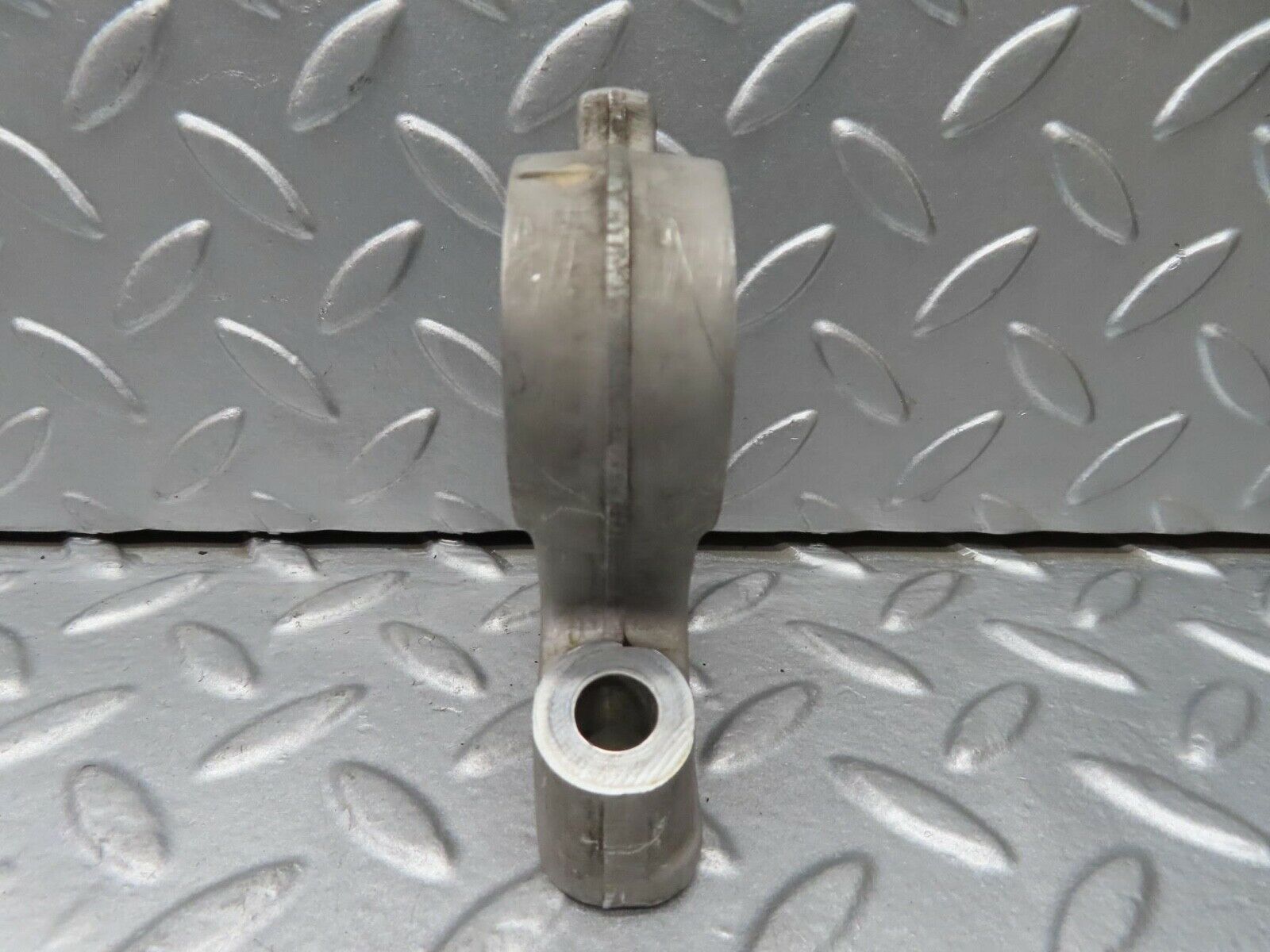 16549 Mercedes-Benz C107 350SLC Coupe Camshaft Tower Bearing 1160511810