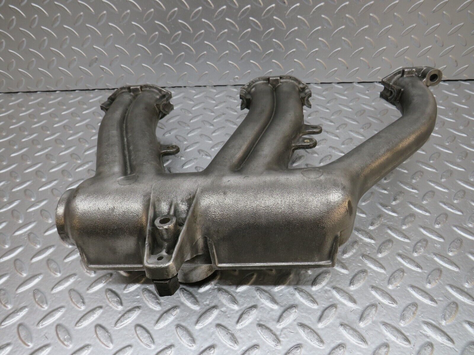 0229 Mercedes-Benz W123 300D Intake Manifold 6171410701