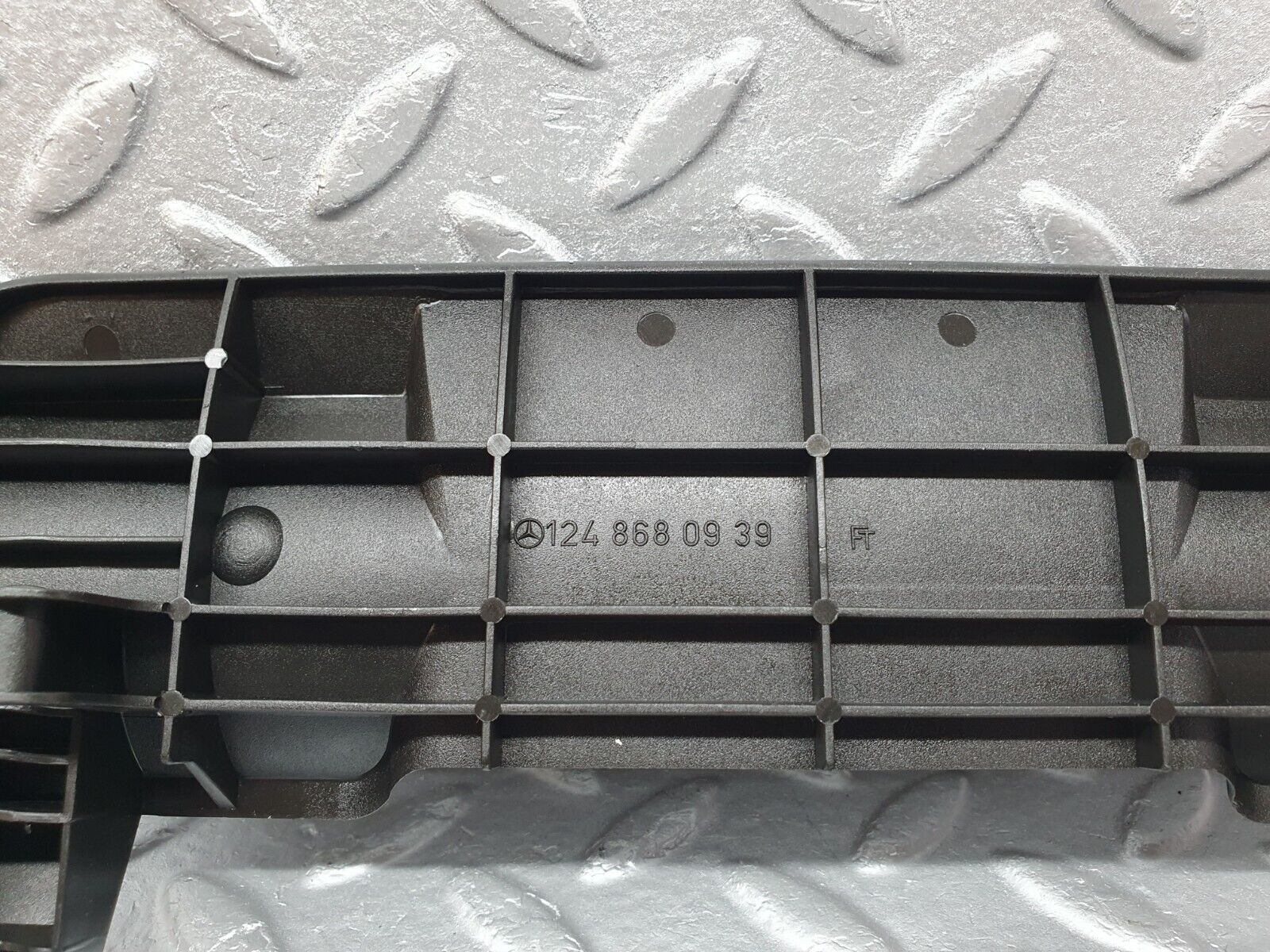 41463 Mercedes-Benz W124 200E Rear Seat Buckle Holder Cover 1248680939