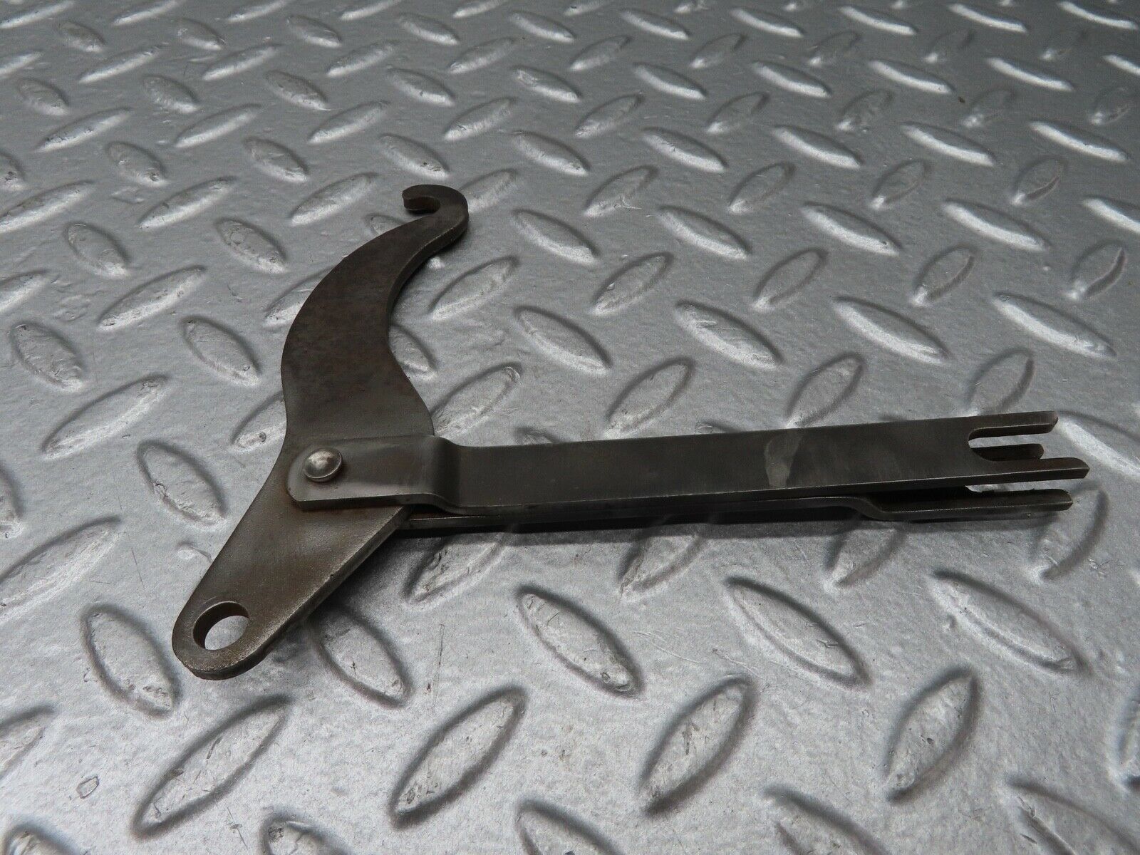 18304 Mercedes-Benz W111 220SE Coupe Rear Right Brake Shoe Accessory Set