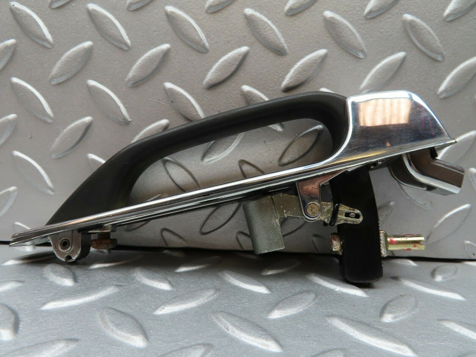 3708 Mercedes-Benz S123 200T Wagon Exterior Door Handle Rear Left 1237600359