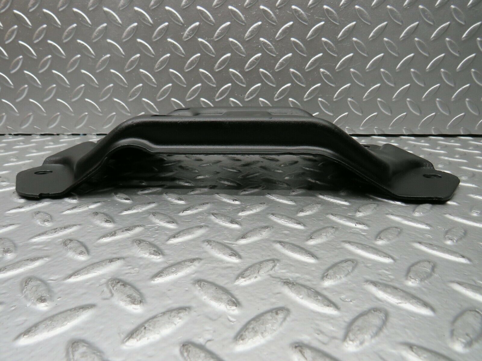 23057 Mercedes-Benz C123 230CE Coupe Gearbox Mount Bracket Holder