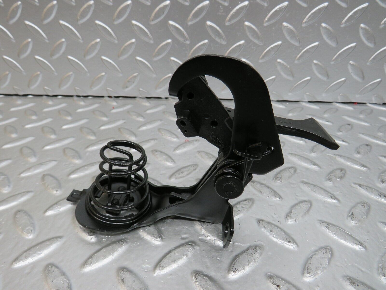 24770 Mercedes-Benz W140 S320 Bonnet Safety Latch