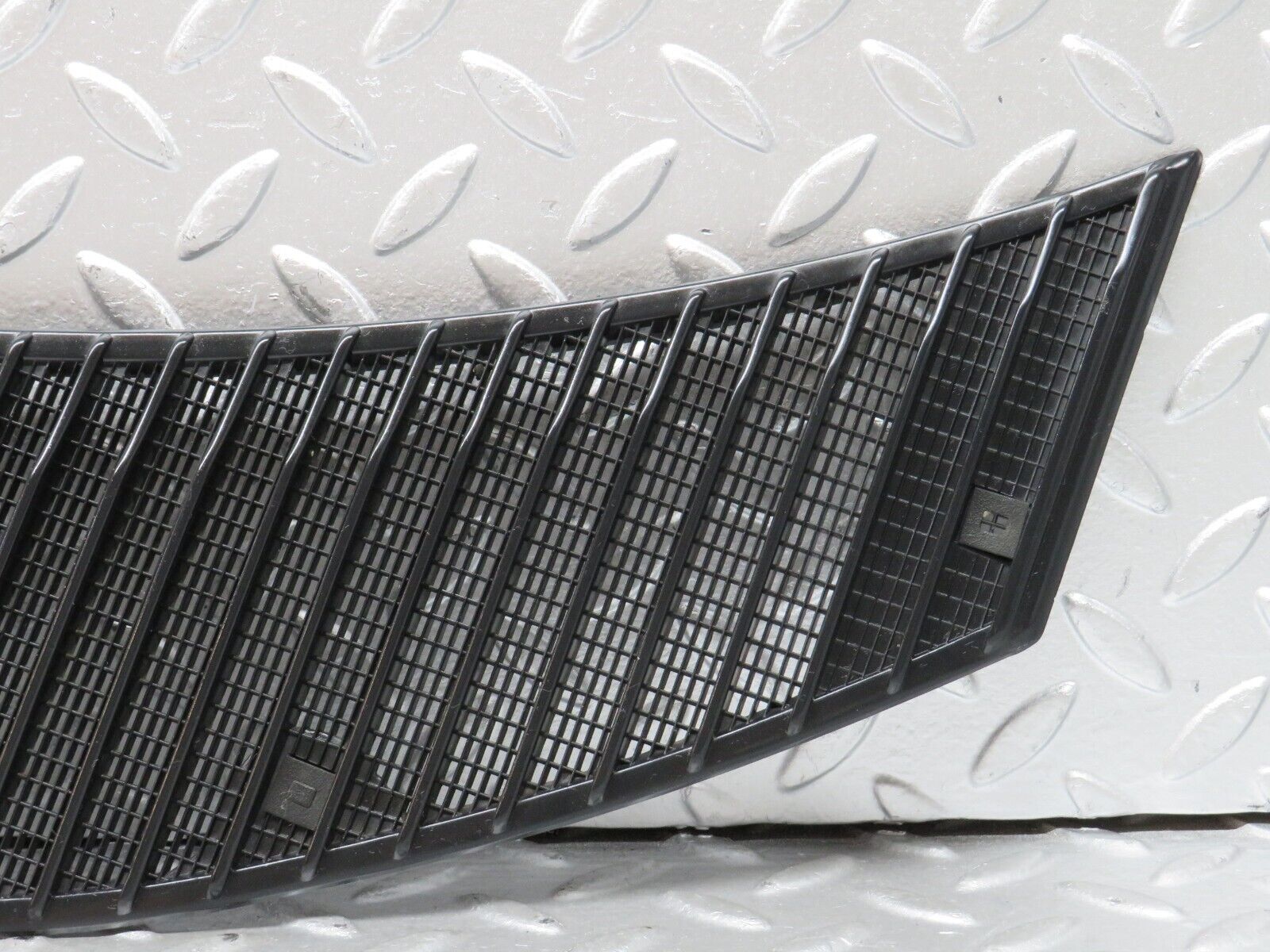 28242 Mercedes-Benz S123 240D Wagon Air Intake Grill Left Side 1238363065