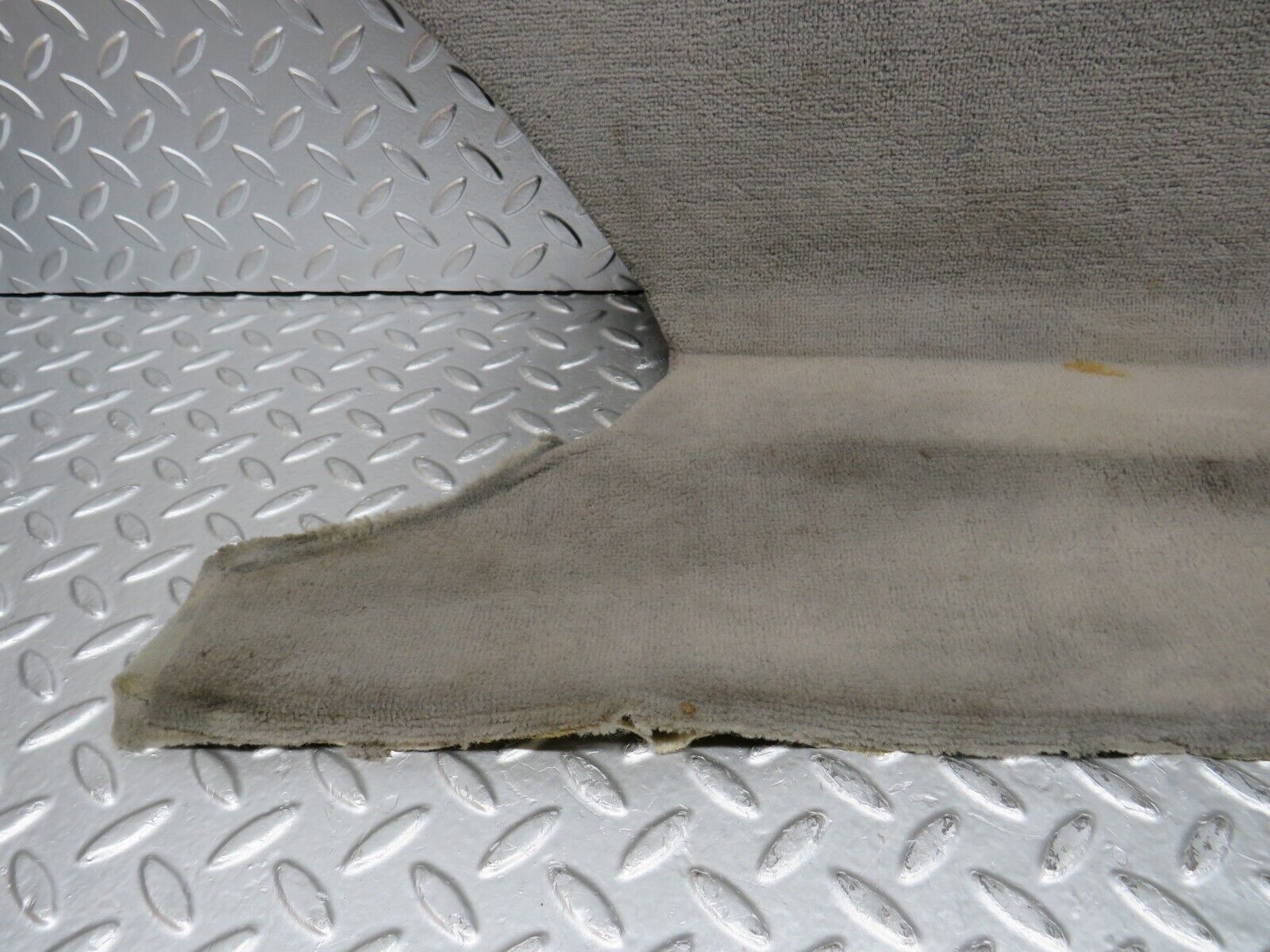 31190 Mercedes-Benz S124 220TE Trunk Side Panel Cover Right Grey 1246923489