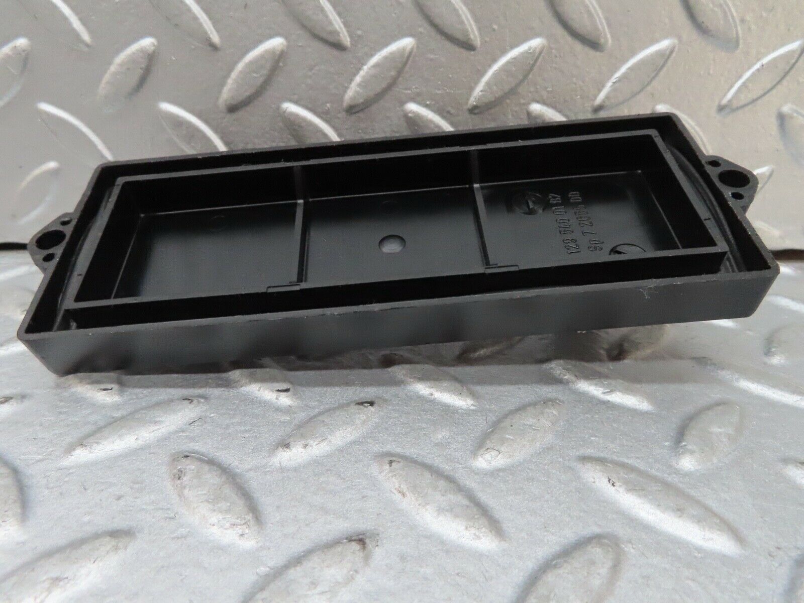 17481 Mercedes-Benz R129 300SL Coupe Fuse Box Cover Lid 1295400182