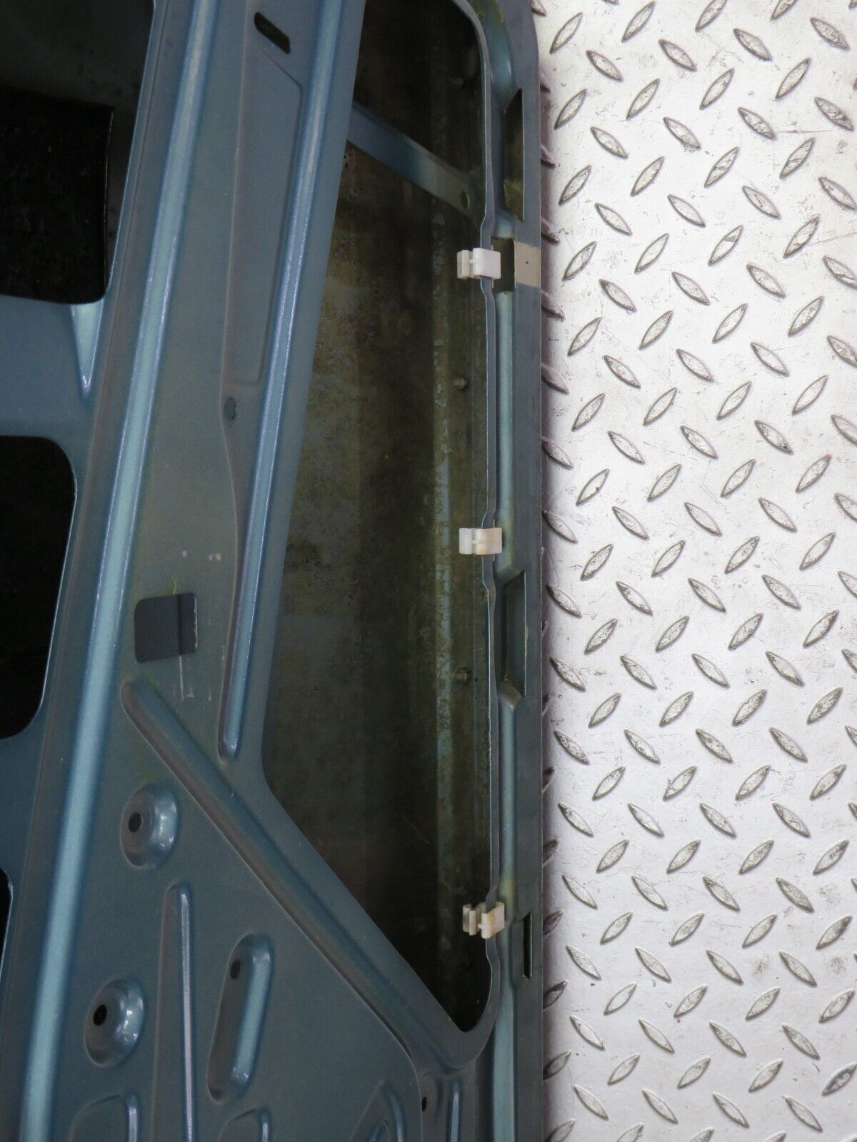 30825 Mercedes-Benz W201 190E 2.0L Front Right Door