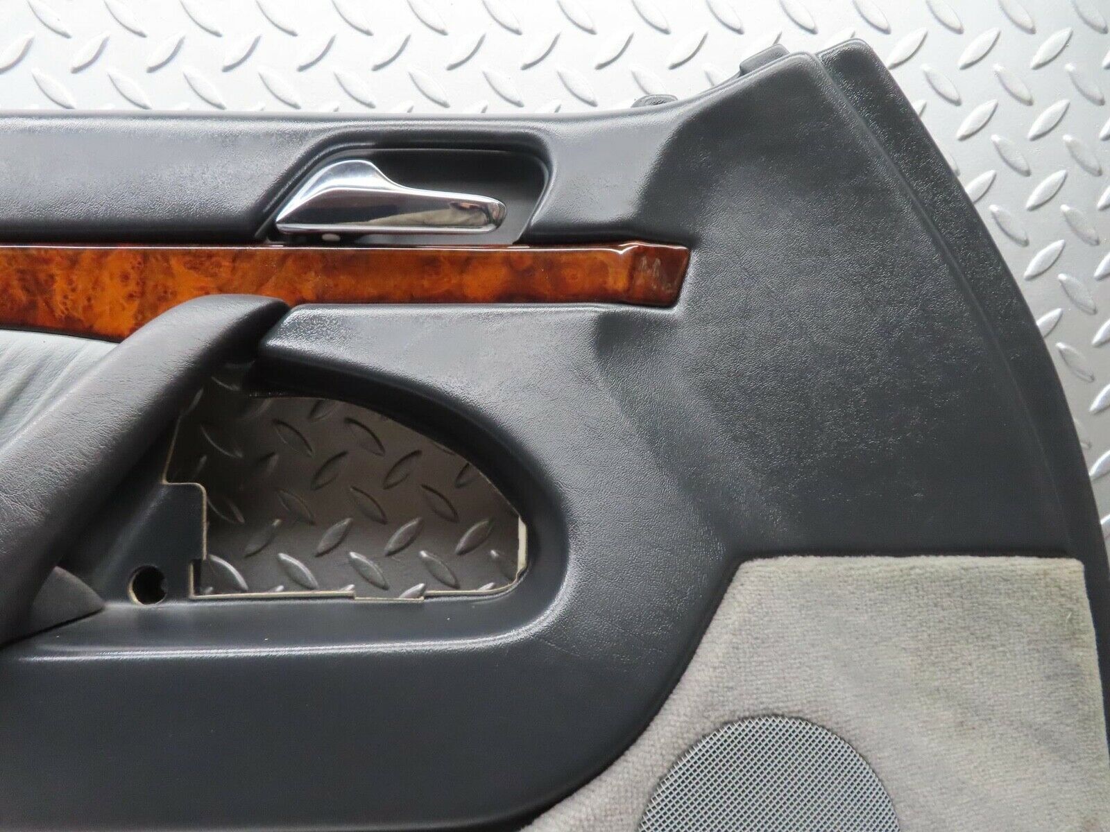 14864 Mercedes-Benz W140 S320 Front Left Door Card