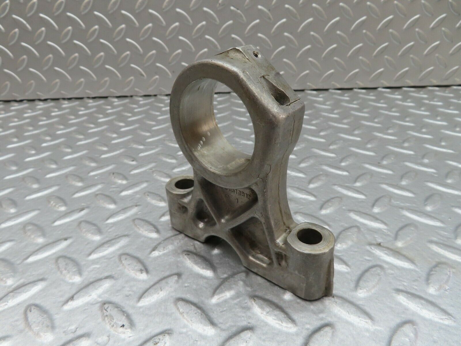 18035 Mercedes-Benz W123 200 Camshaft Tower Bearing 1150510812