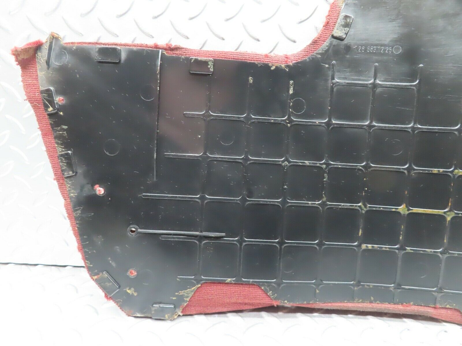 21556 Mercedes-Benz W126 300SE Centre Console Carpet Right Side 1266831225