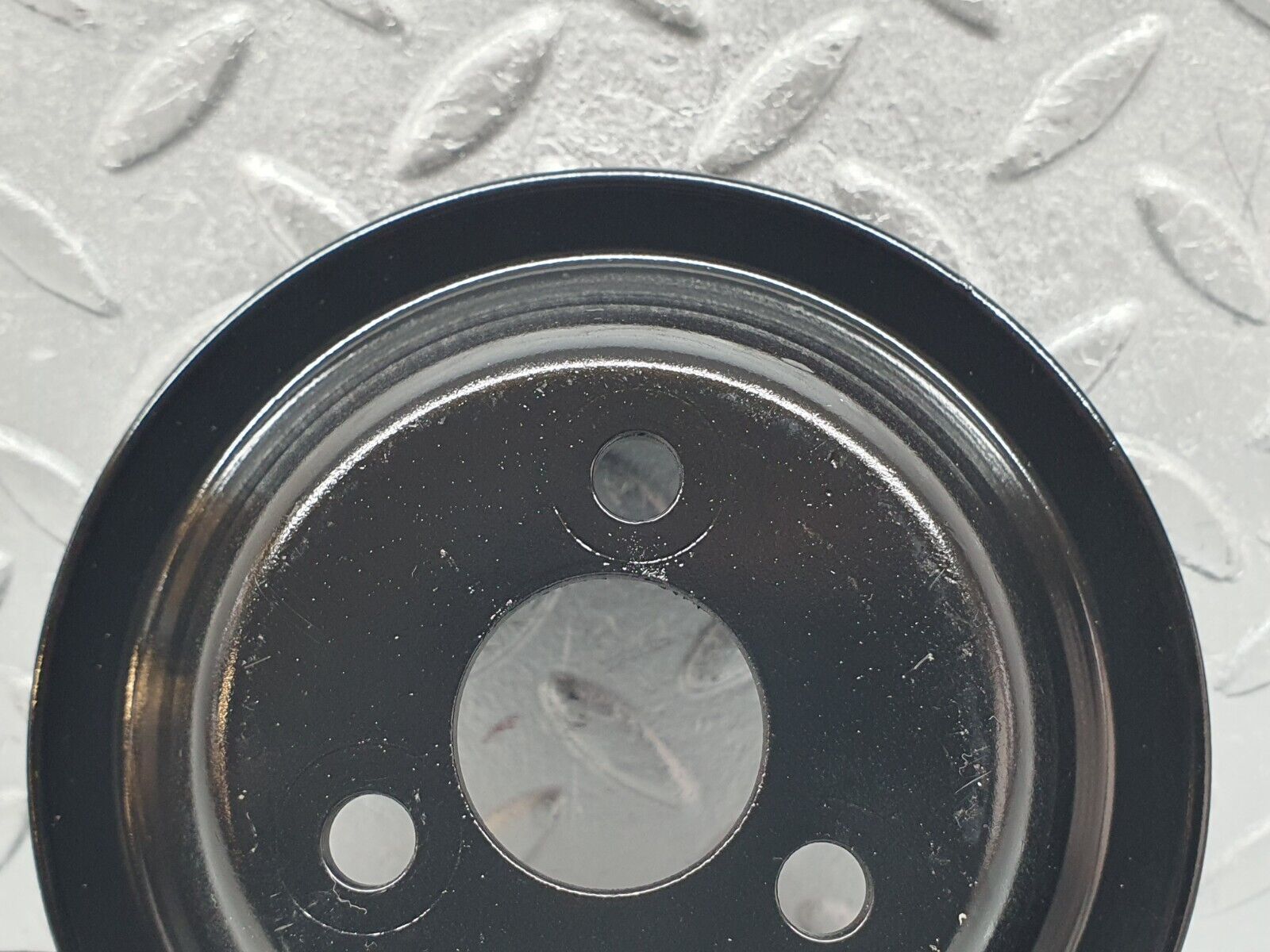 41164 Mercedes-Benz W126 300SE Water Pump Pulley 1264600379