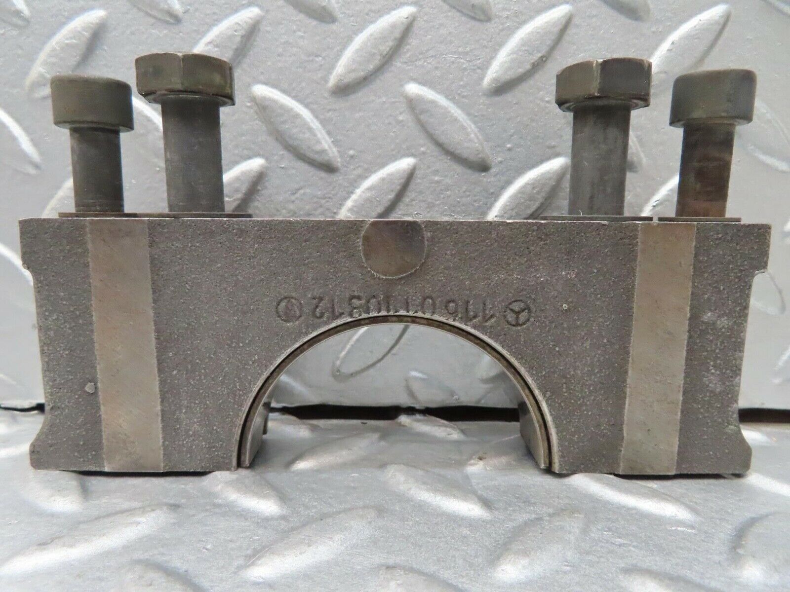 16544 Mercedes-Benz C107 350SLC Coupe Crankshaft Bearing Holder Block 1160110312