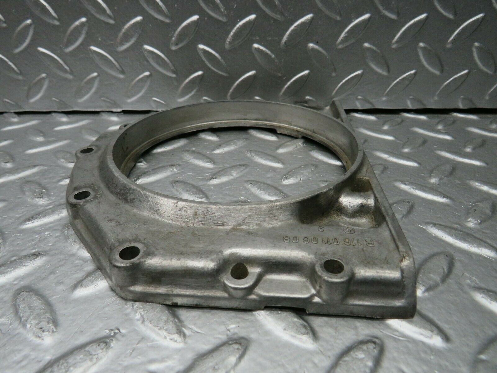 22802 Mercedes-Benz C107 450SLC Coupe Crankshaft Cover Sealing Rear