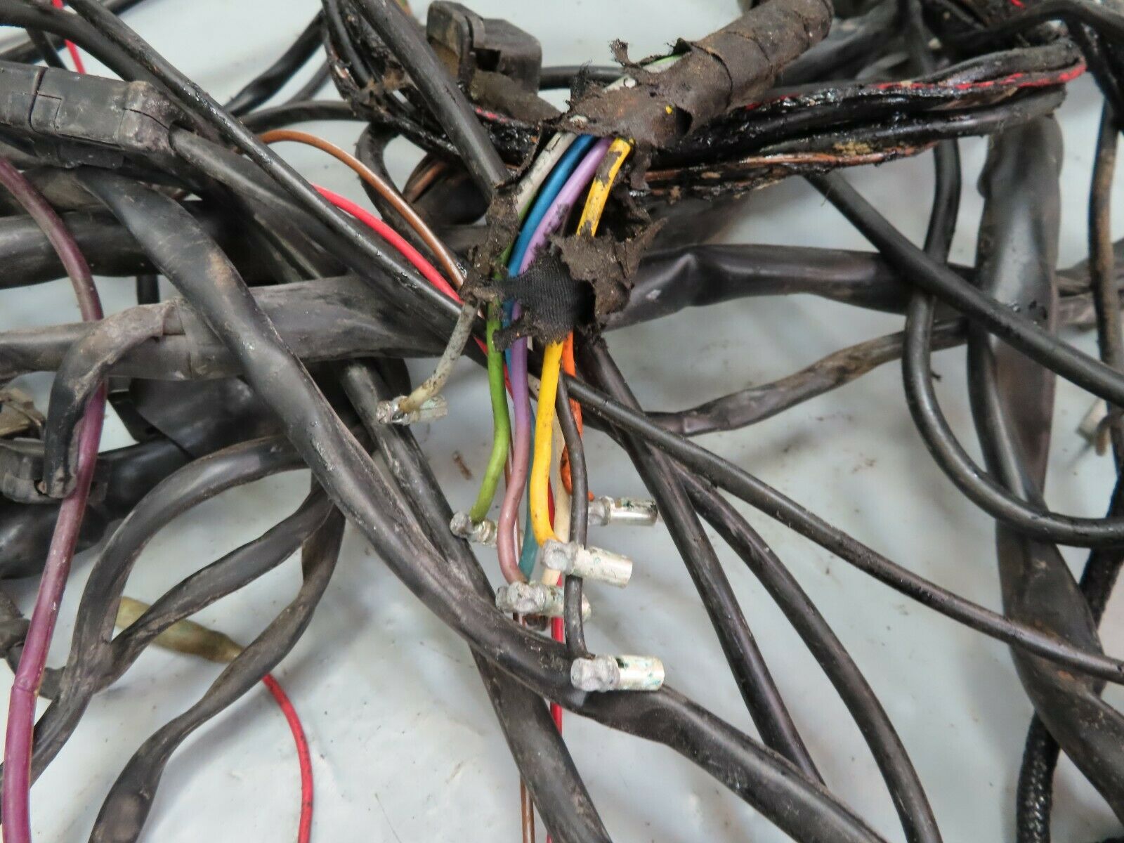 6315 Mercedes-Benz W126 380SE Engine Chassis Body Wire Wiring Harness