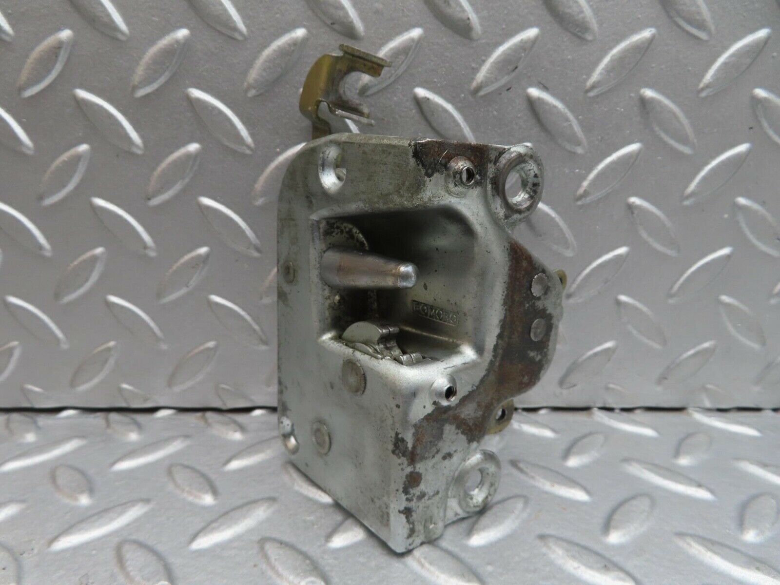 13897 Mercedes-Benz C107 280SLC Left Door Lock Mechanism