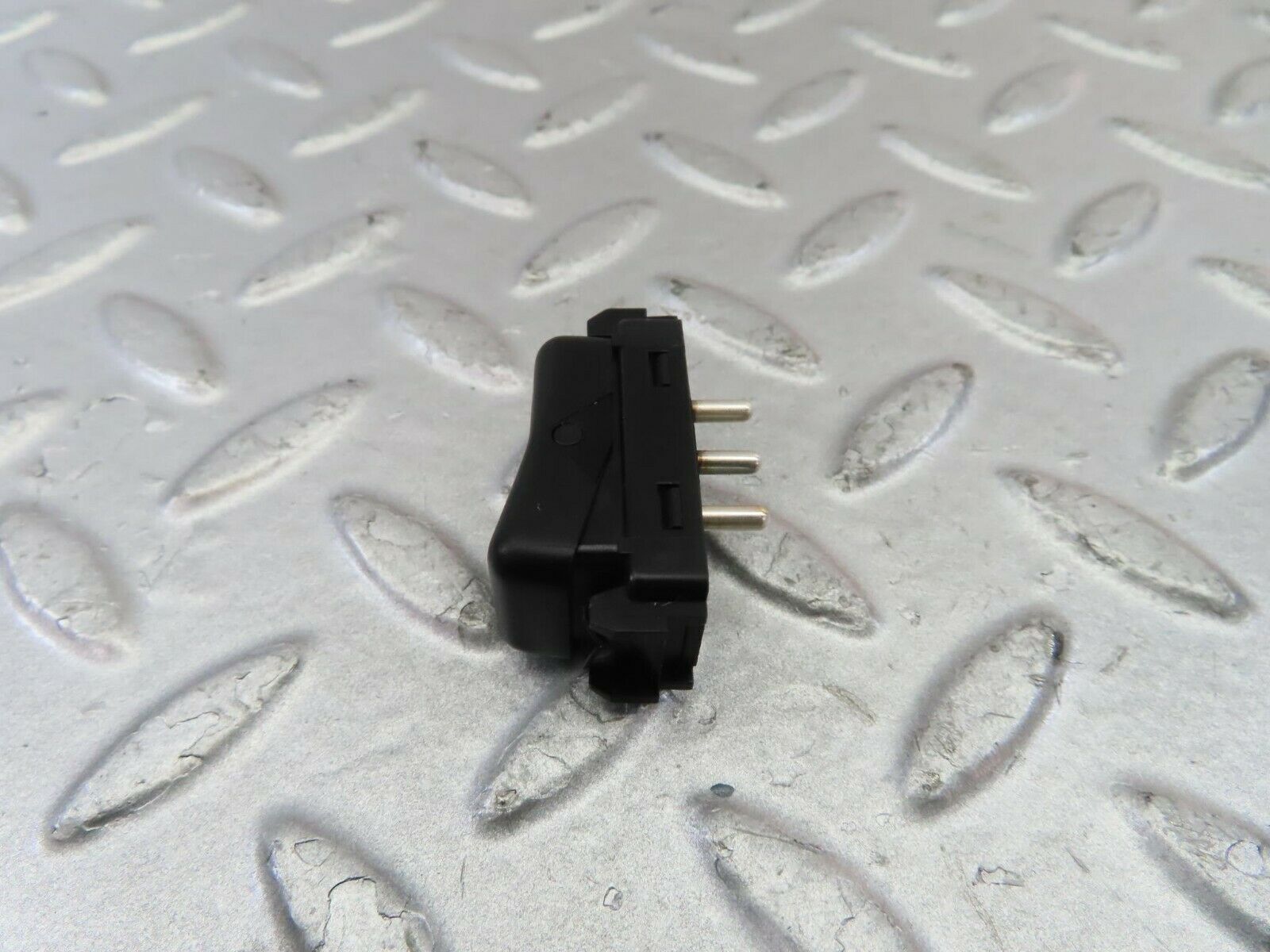 9261 Mercedes-Benz C124 300CE Coupe Rear Interior Light Switch 1248201410