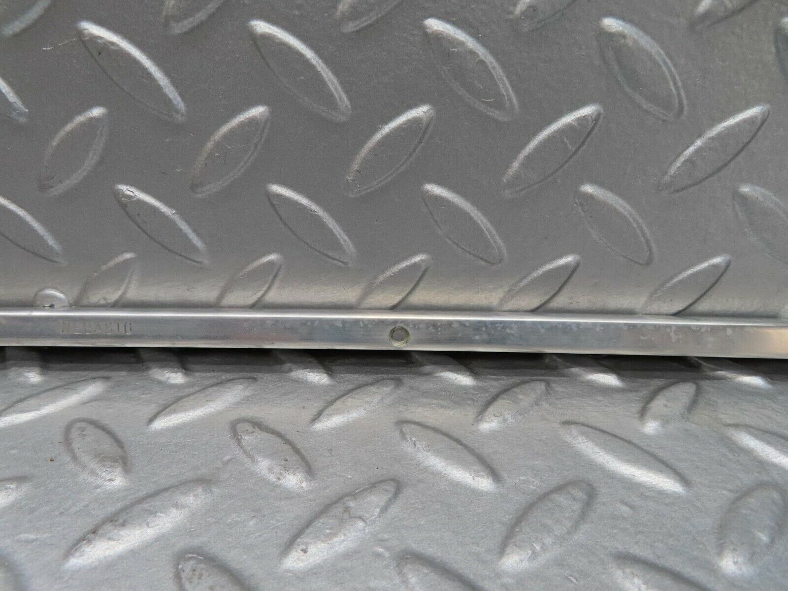 16020 Mercedes-Benz W123 280E Sunroof Chrome Trim