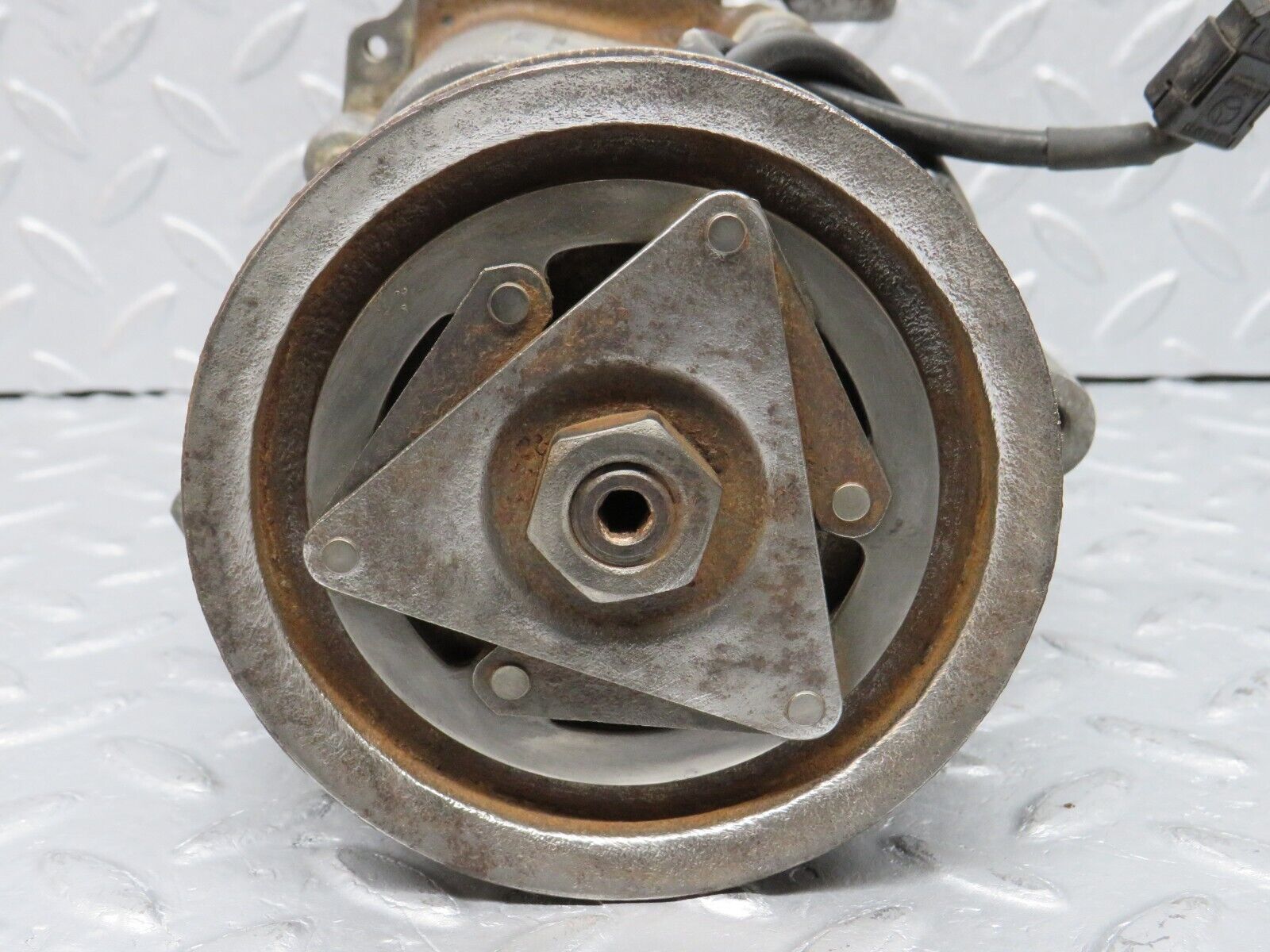 38624 Mercedes-Benz R129 280SL Coupe Exhaust Secondary Air Pump Denso 0001402685 1041400081