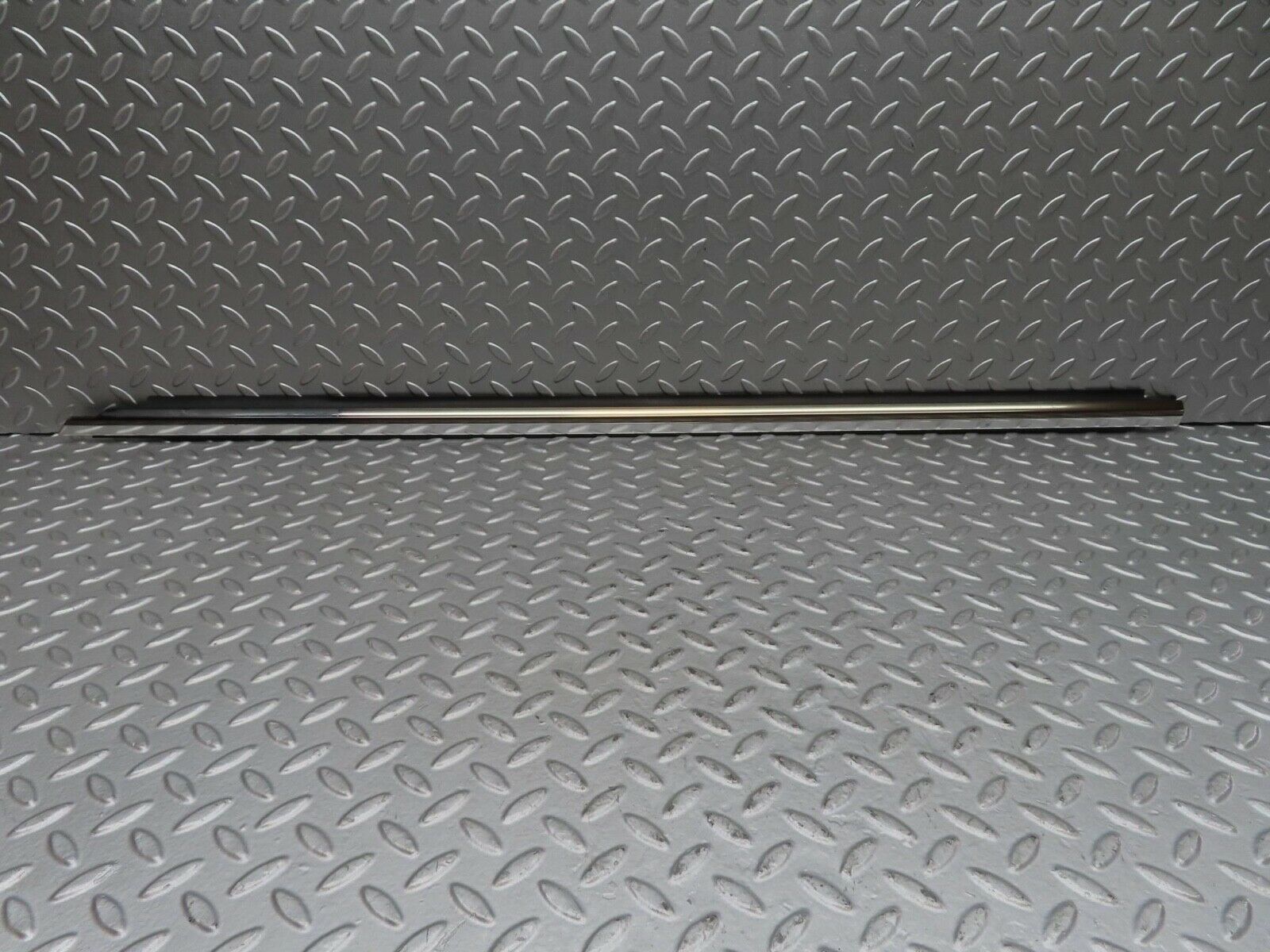 15194 Mercedes-Benz W140 S320 Front Left Door Chrome Moulding Trim