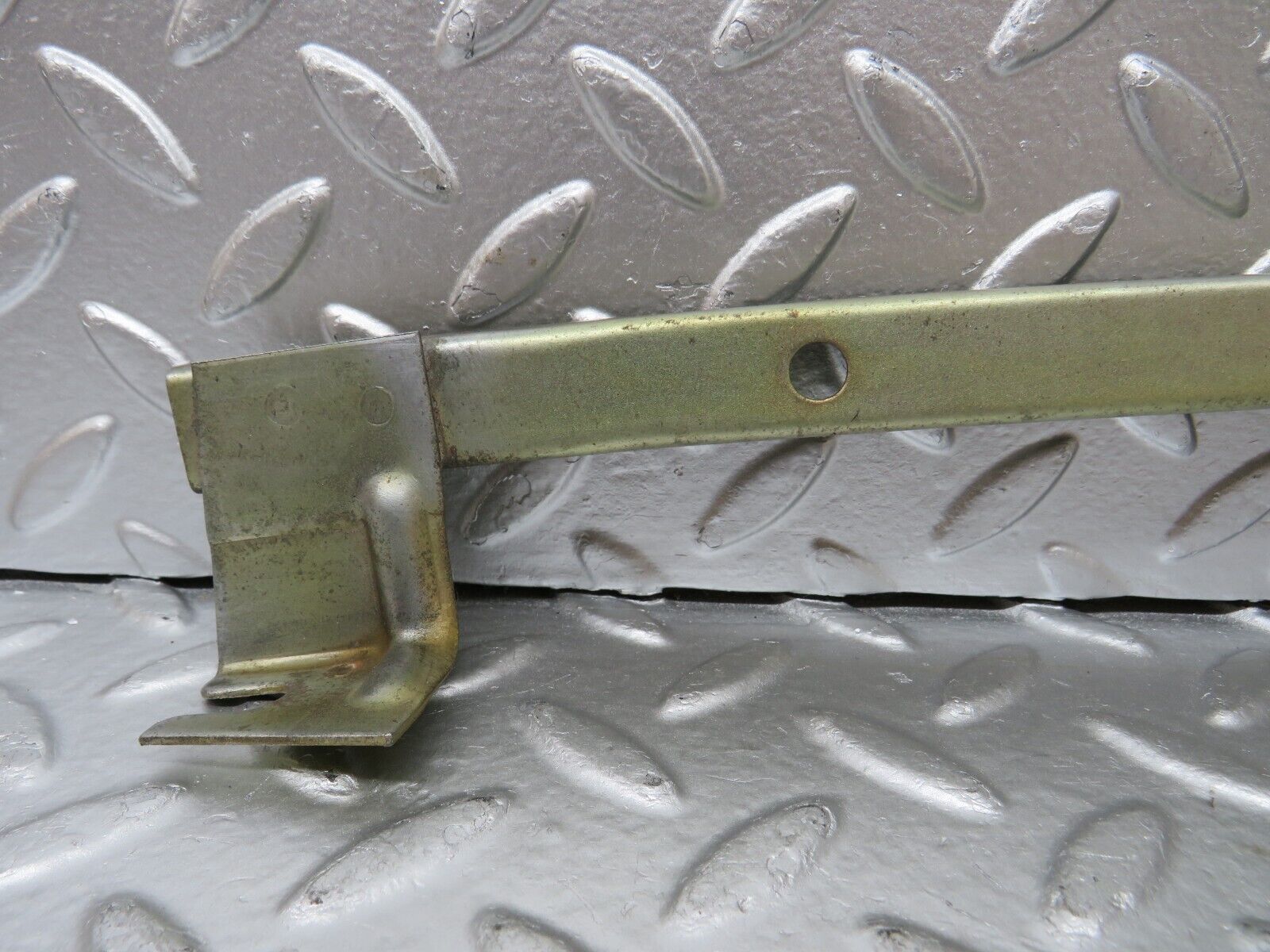 25630 Mercedes-Benz W123 200 Rear Right Door Window Channel