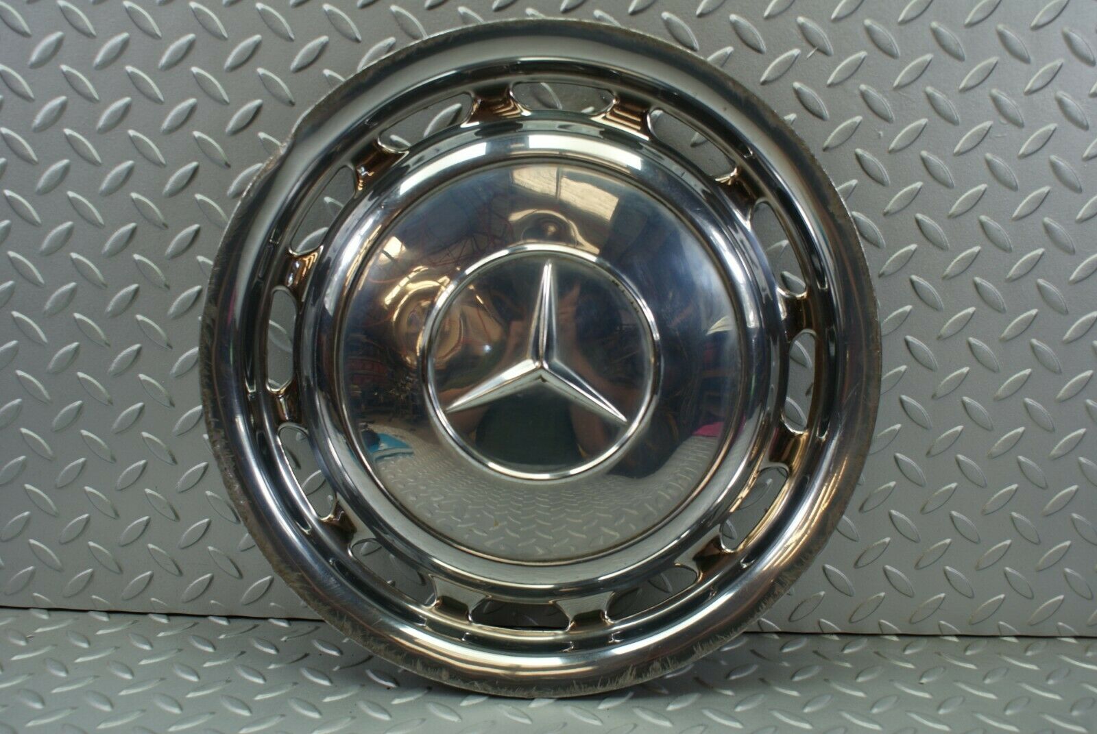 3140 Mercedes-Benz C107 350SLC Coupe Coupe Wheel Trim Hub Cap 14