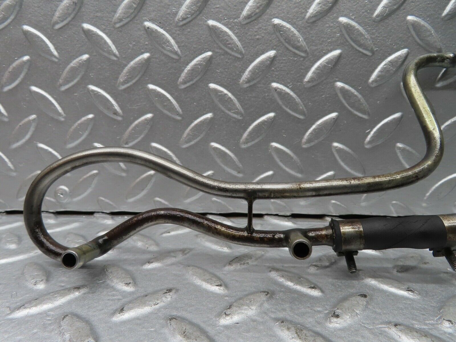 20392 Mercedes-Benz W114 280CE Coupe Fuel Injector Pipe