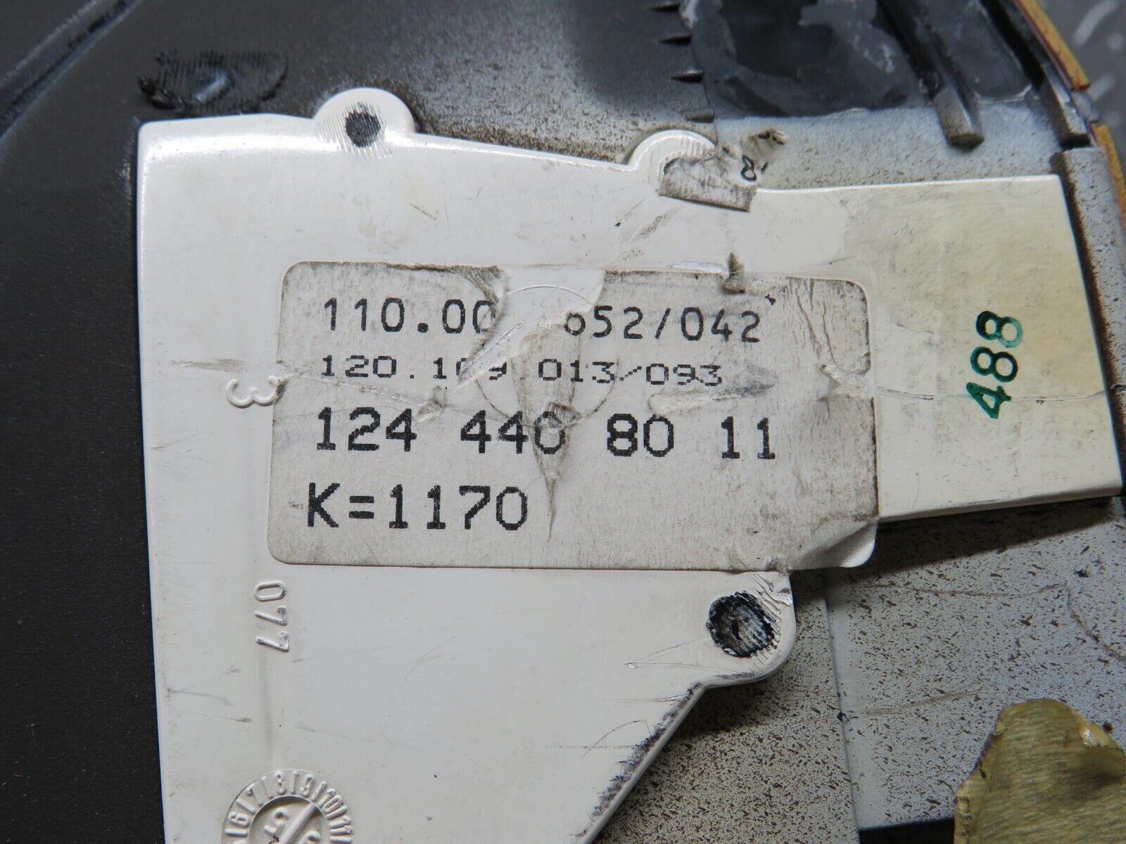 27719 Mercedes-Benz S124 300TE Wagon Instrument Cluster 1244408011