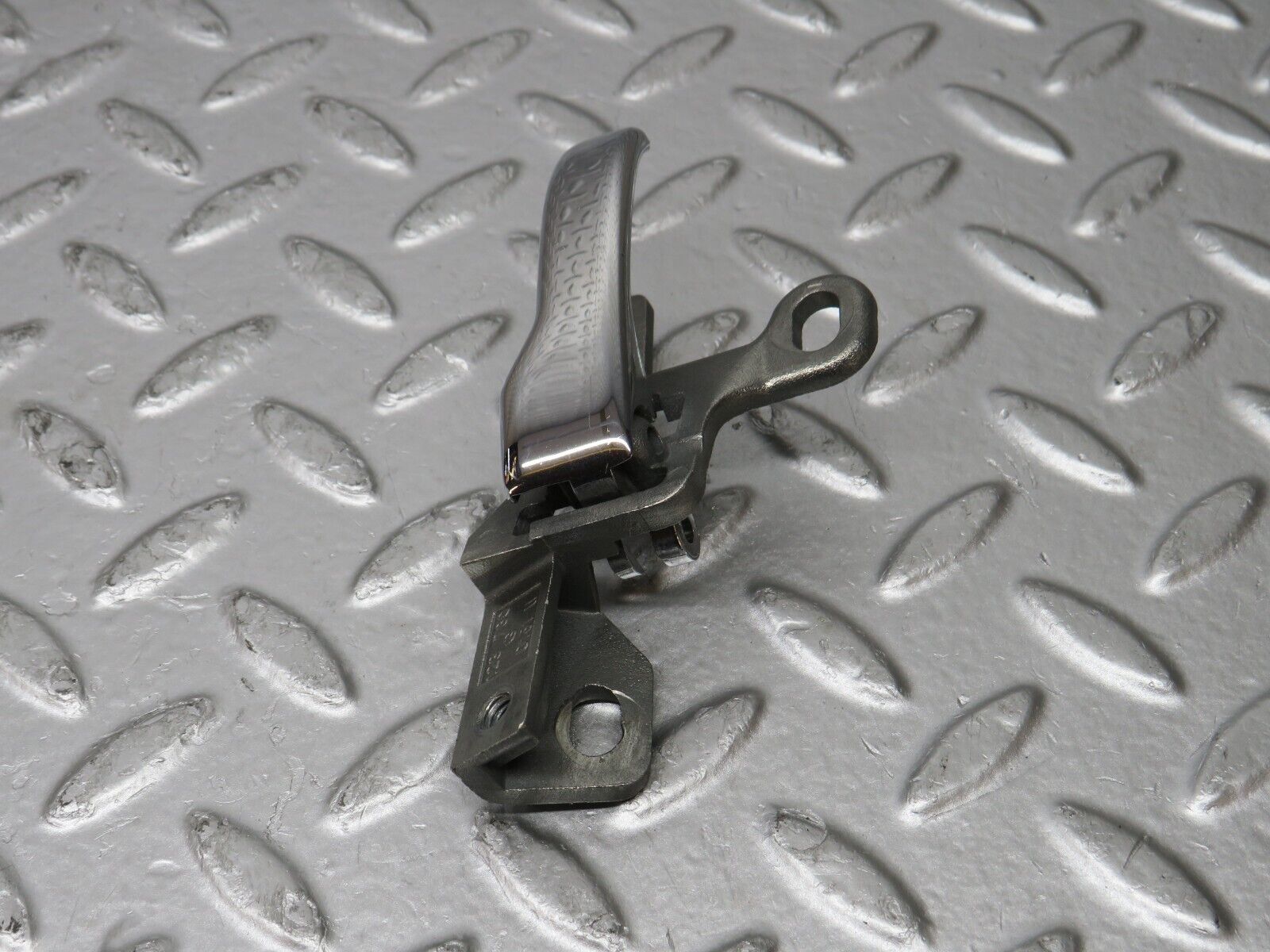 32202 Mercedes-Benz W123 230E Left Door Opener Door Handle 1237600161