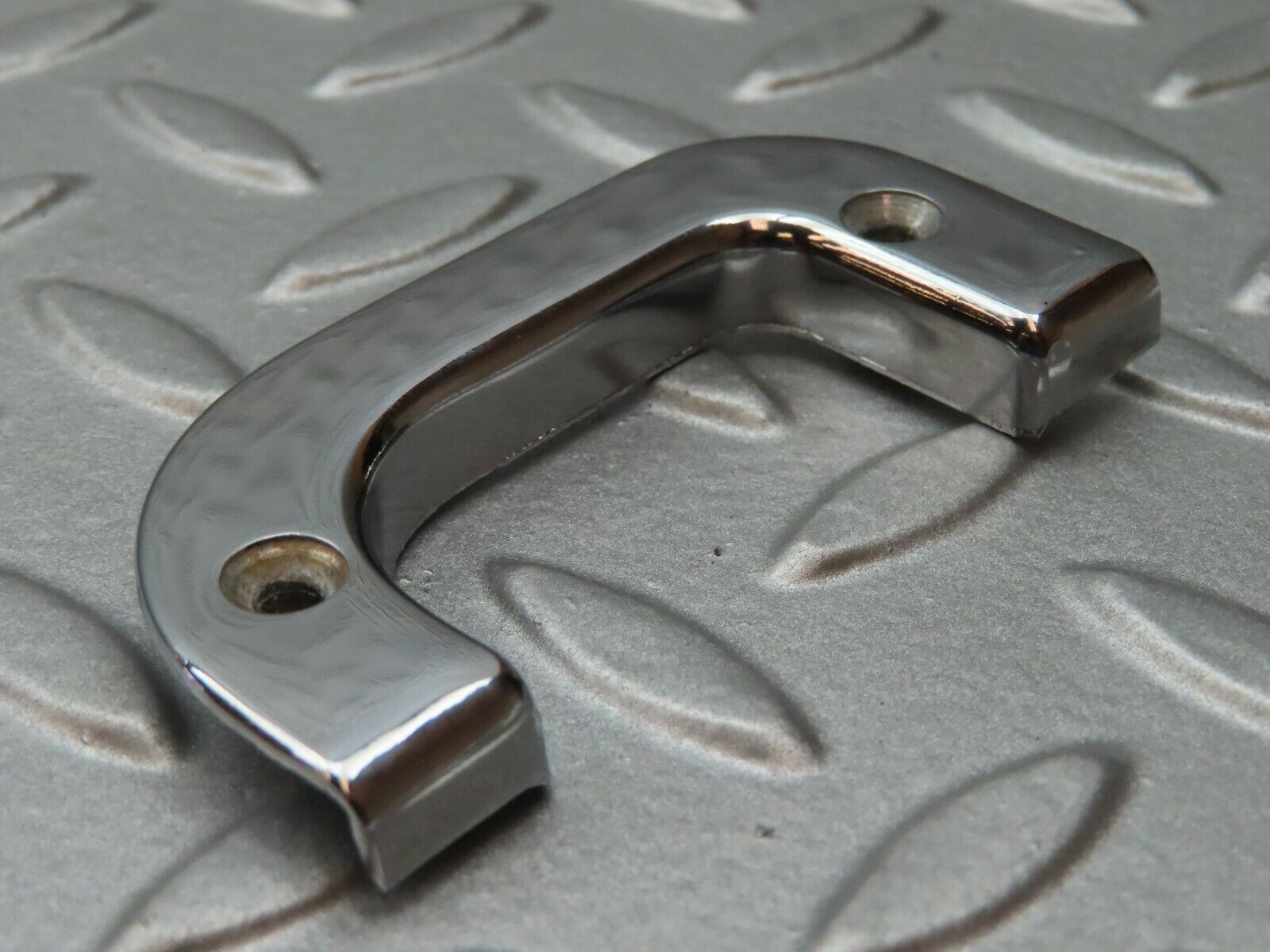 4147 Mercedes-Benz S123 200T Wagon Left Interior Chrome Door Latch Trim